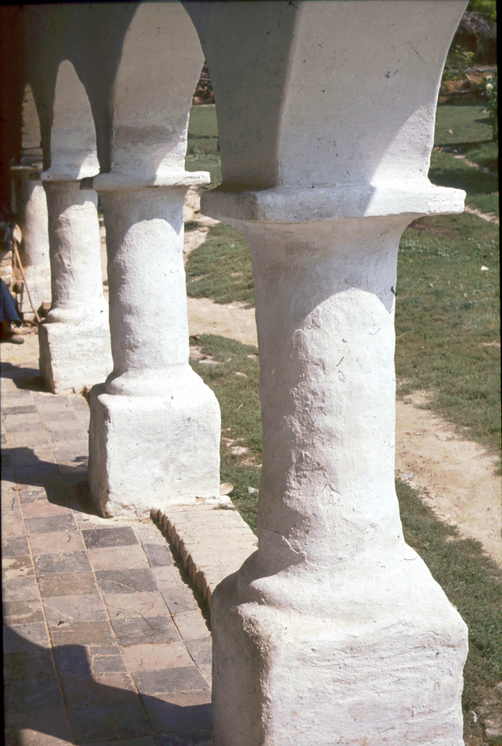 Andocsi pilléres-íves lakóház tornáca (Rippl-Rónai Múzeum CC BY-NC-ND)