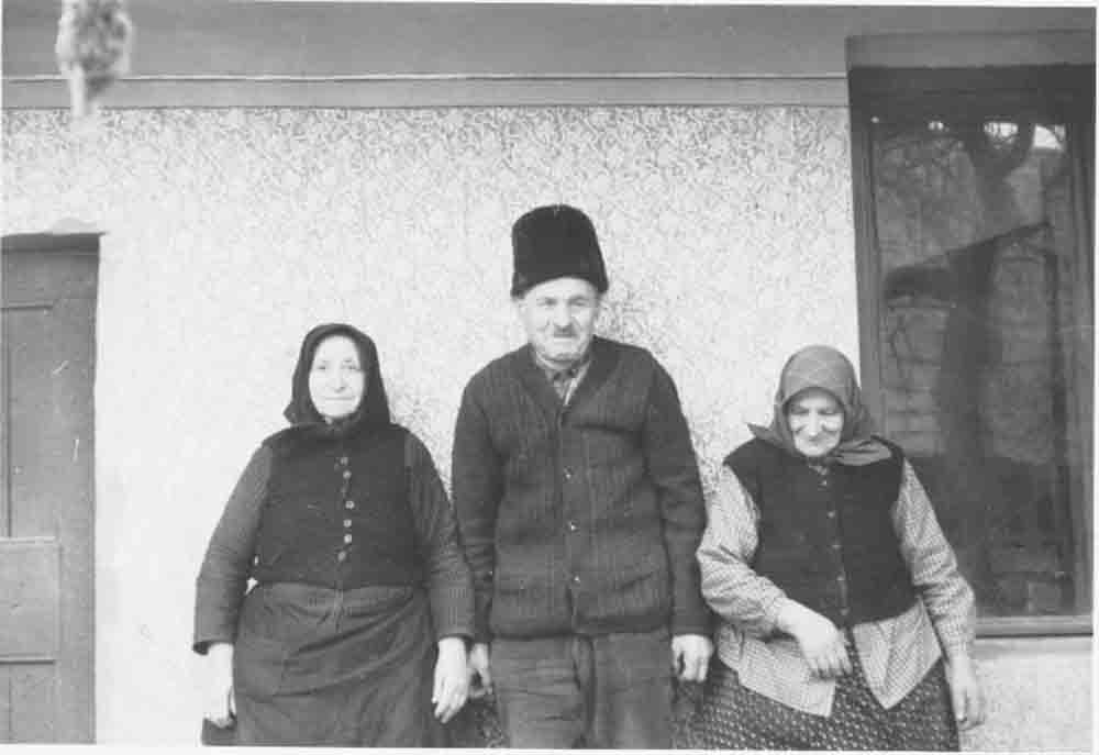Buzsáki János szakcsi származású /76 éves/ és felesége törökkoppányi, és Szép Istvánné - Ócsag Borbála 80 éves adatközlők (Rippl-Rónai Múzeum CC BY-NC-ND)