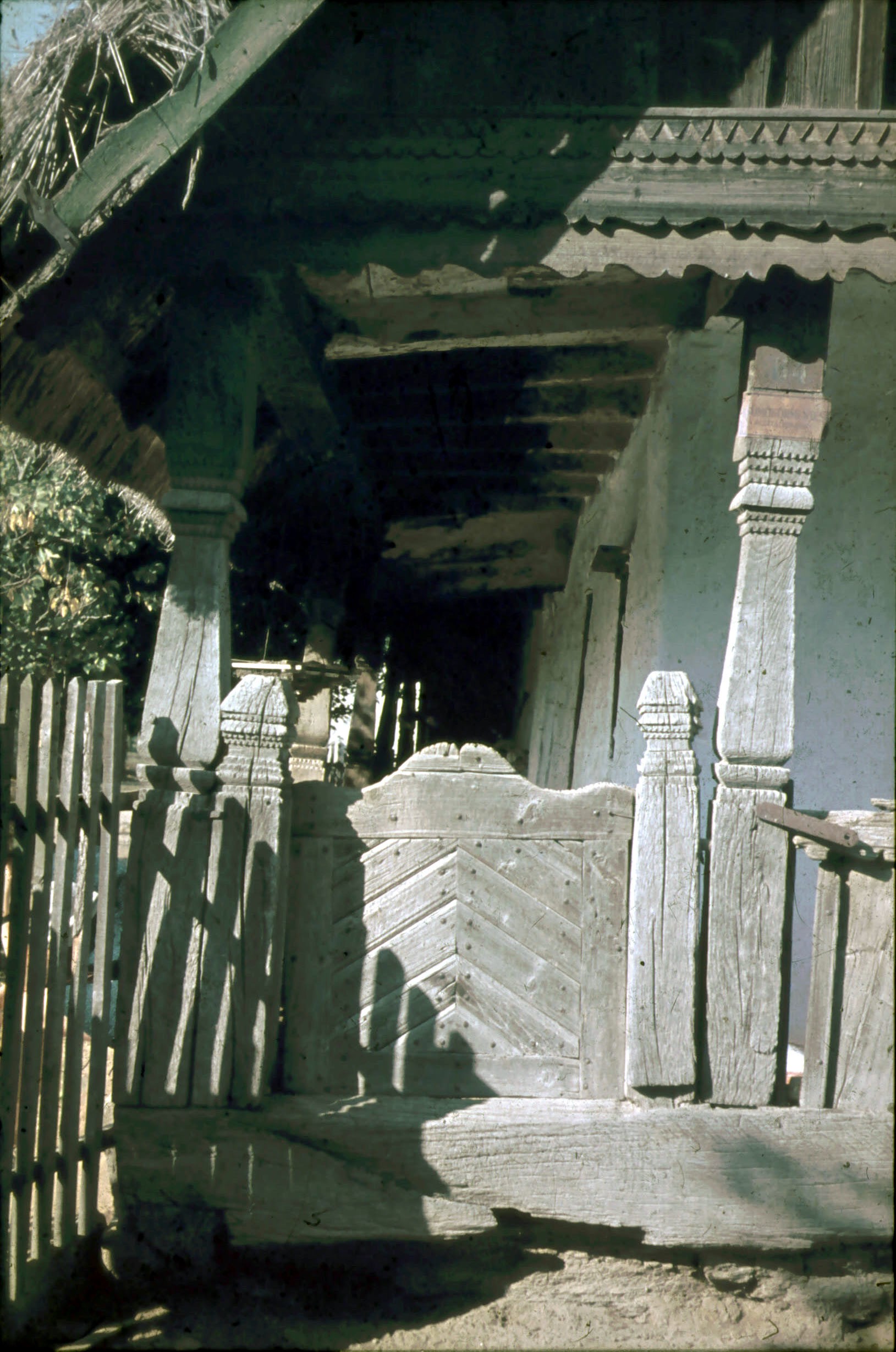 Csökölyi faragott pitarajtójú, pitaroszlopú lakóház pitarrészlete (Rippl-Rónai Múzeum CC BY-NC-ND)