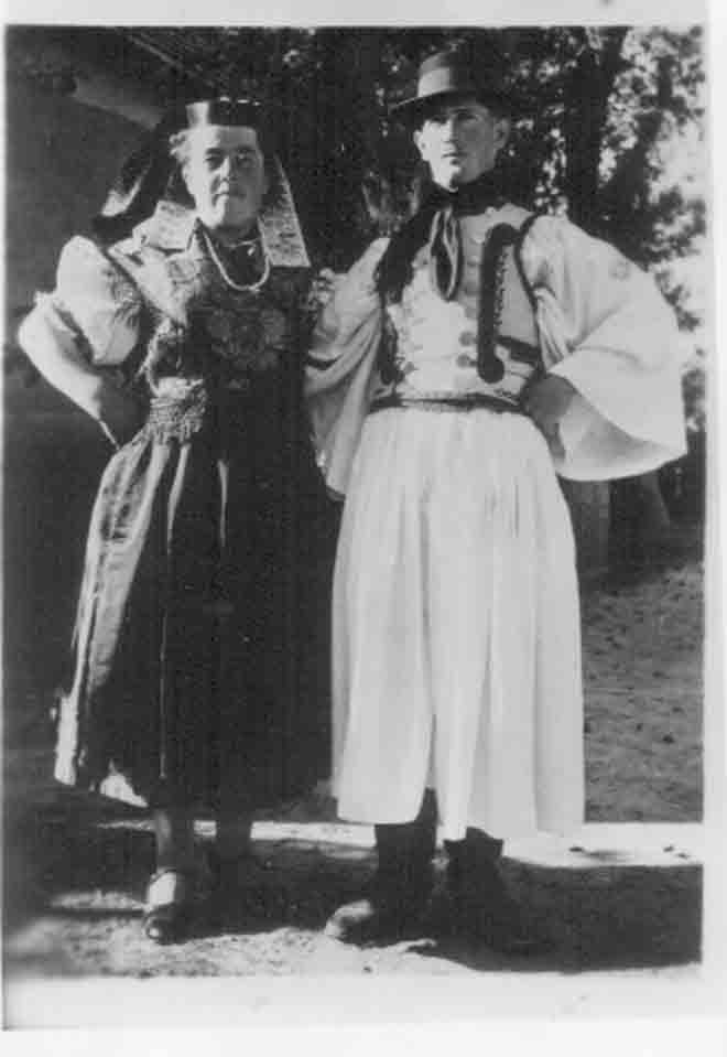 Csökölyi házaspár 1939 körül /Garzóék/ (Rippl-Rónai Múzeum CC BY-NC-ND)