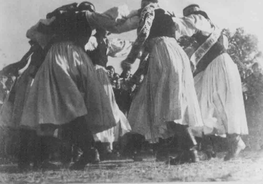 Csökölyi legények verbunkos tánca (Rippl-Rónai Múzeum CC BY-NC-ND)