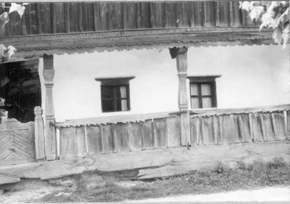 "Folosó" és gangajtó Zsobrák Józsefné házán (Rippl-Rónai Múzeum CC BY-NC-ND)
