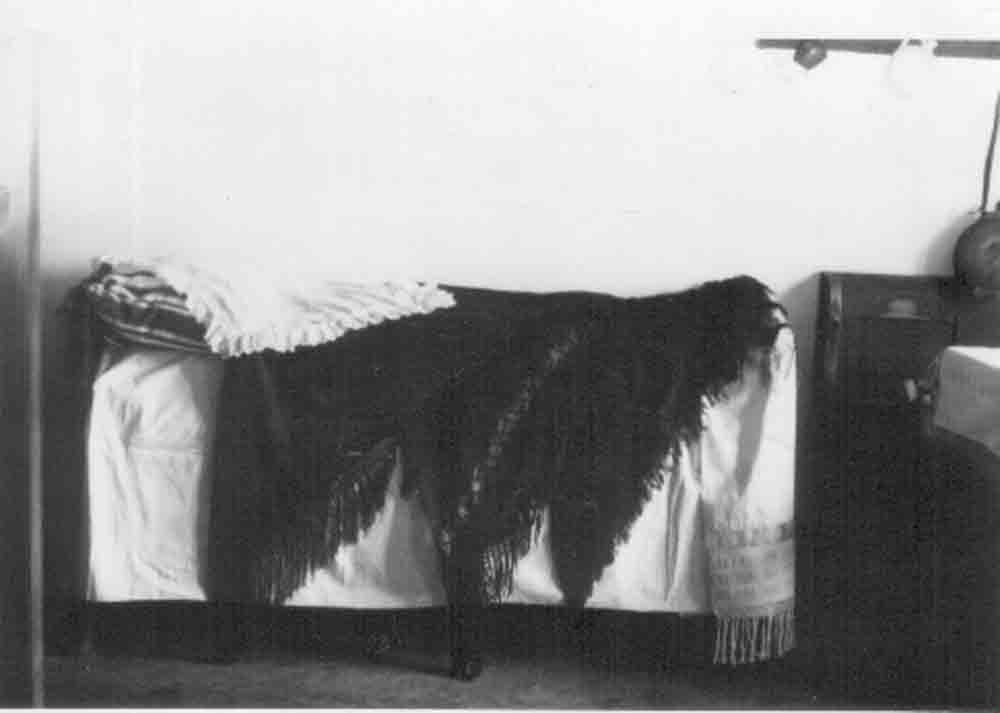 Halottas ágy felvetése (Rippl-Rónai Múzeum CC BY-NC-ND)