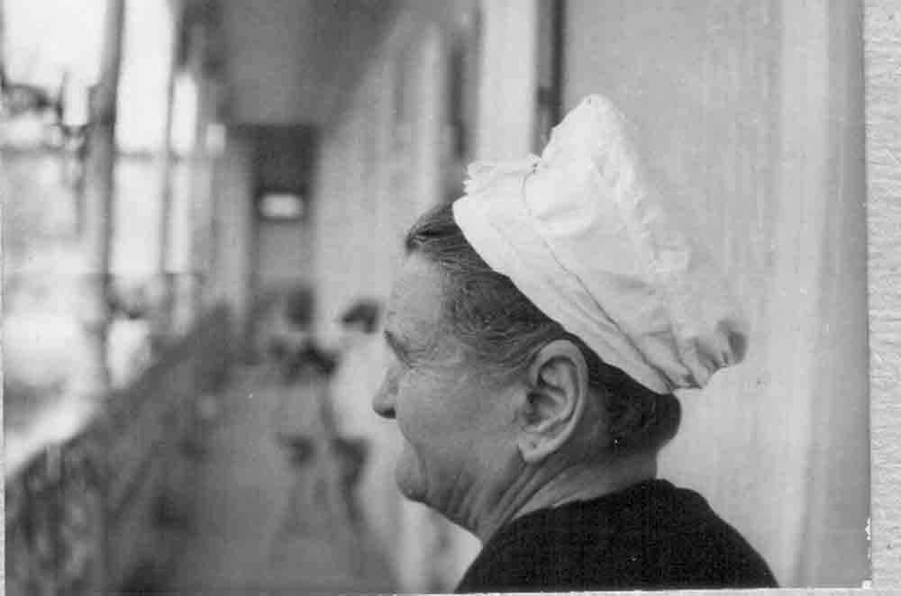 Idős asszony hétköznapi viselete 1971 (Rippl-Rónai Múzeum CC BY-NC-ND)