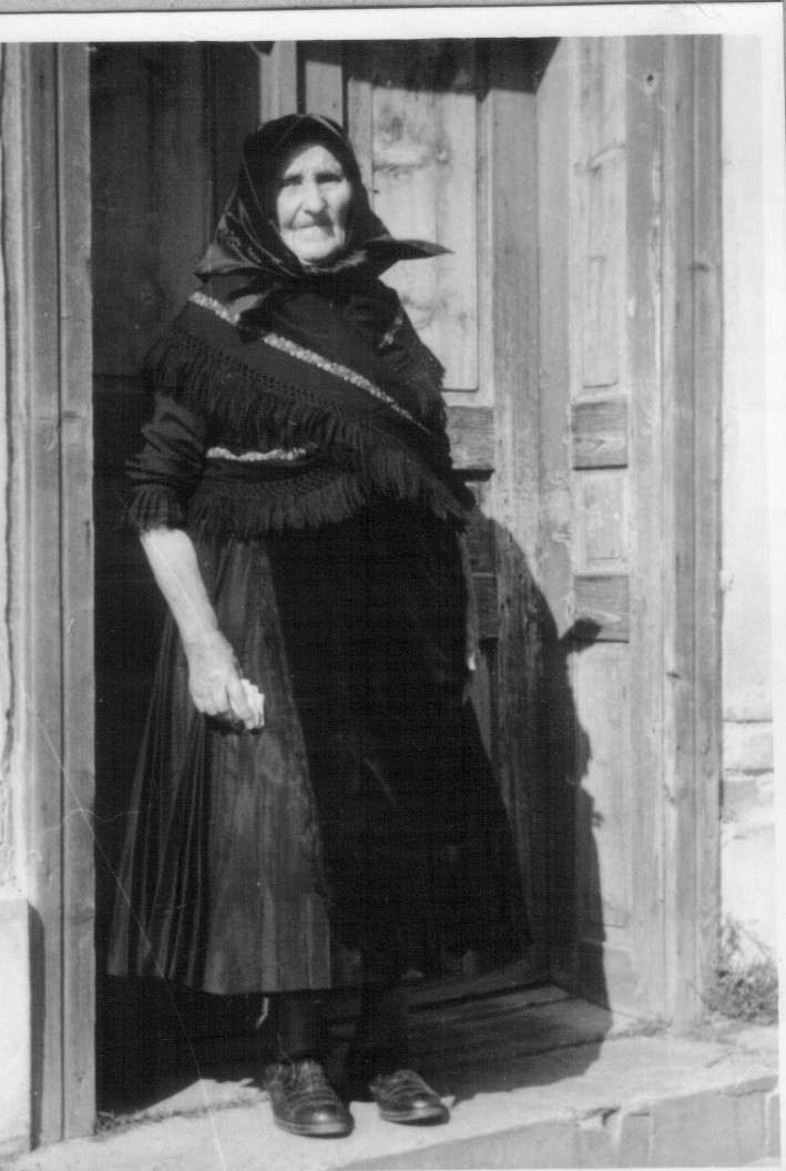 Idős asszony viselete 1966 (Rippl-Rónai Múzeum CC BY-NC-ND)