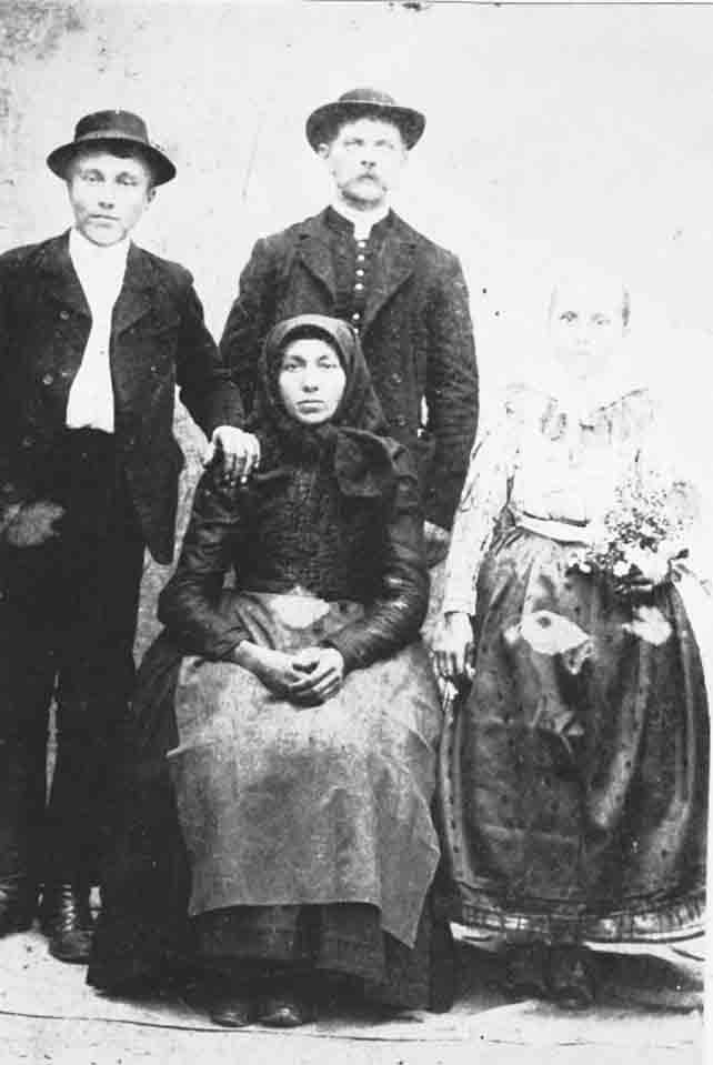 Idős Lengyel Ferenc és családja 1910 körül (Rippl-Rónai Múzeum CC BY-NC-ND)