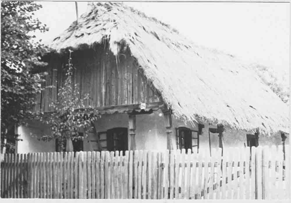 Rostás Sándor Fő utca 24. sz. szoba-konyhás lakóháza (Rippl-Rónai Múzeum CC BY-NC-ND)