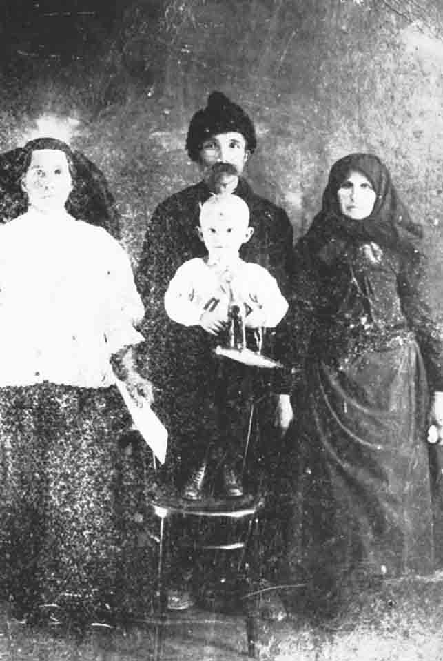 Sümegi József és családja (Rippl-Rónai Múzeum CC BY-NC-ND)