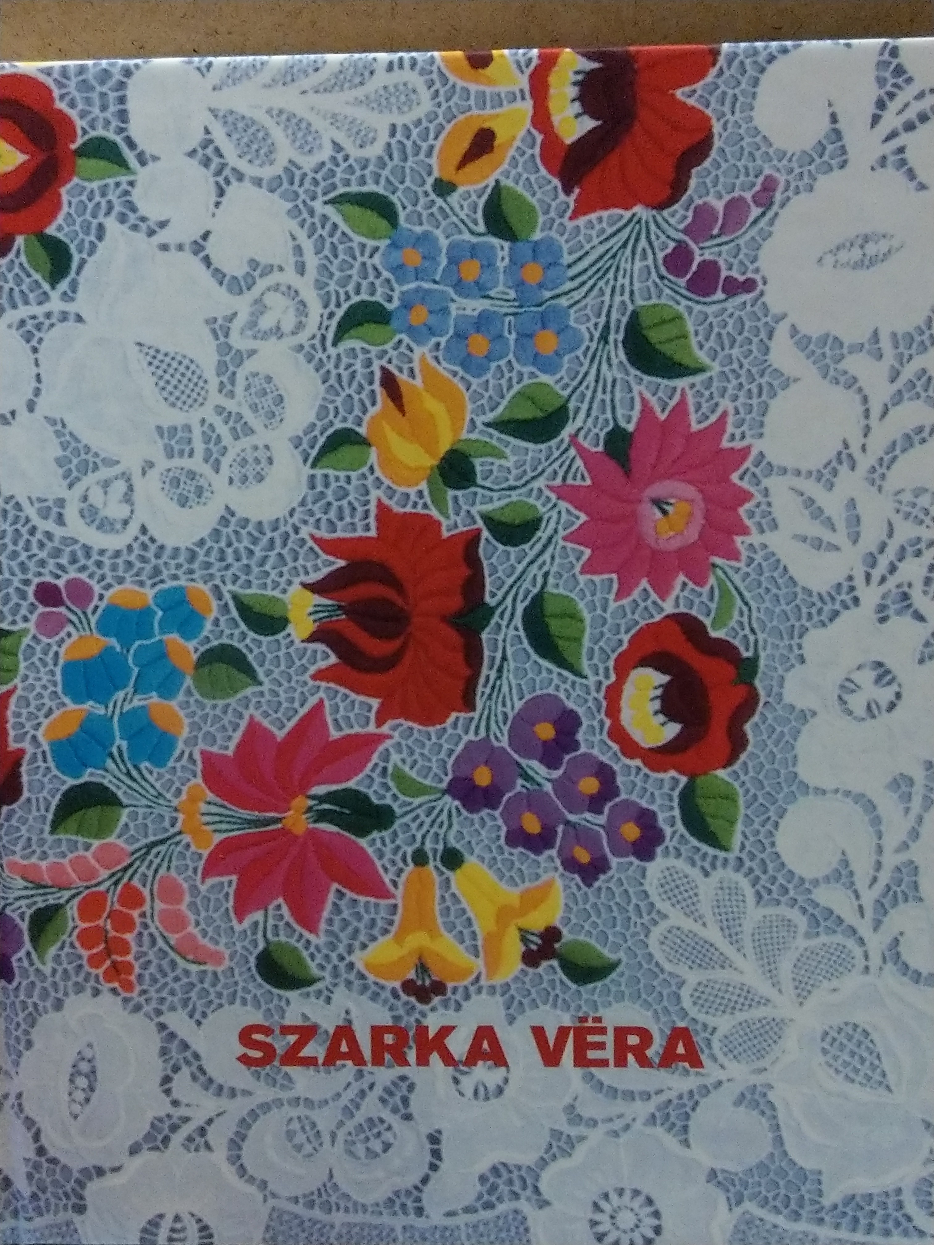 Szarka Vera a kalocsai népművészet mestere (Rippl-Rónai Múzeum CC BY-NC-ND)