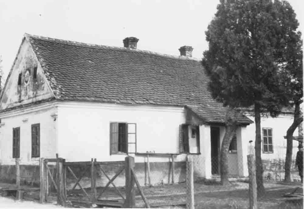 Vass Ferenc tégla- és tömésfalú lakóháza (Rippl-Rónai Múzeum CC BY-NC-ND)