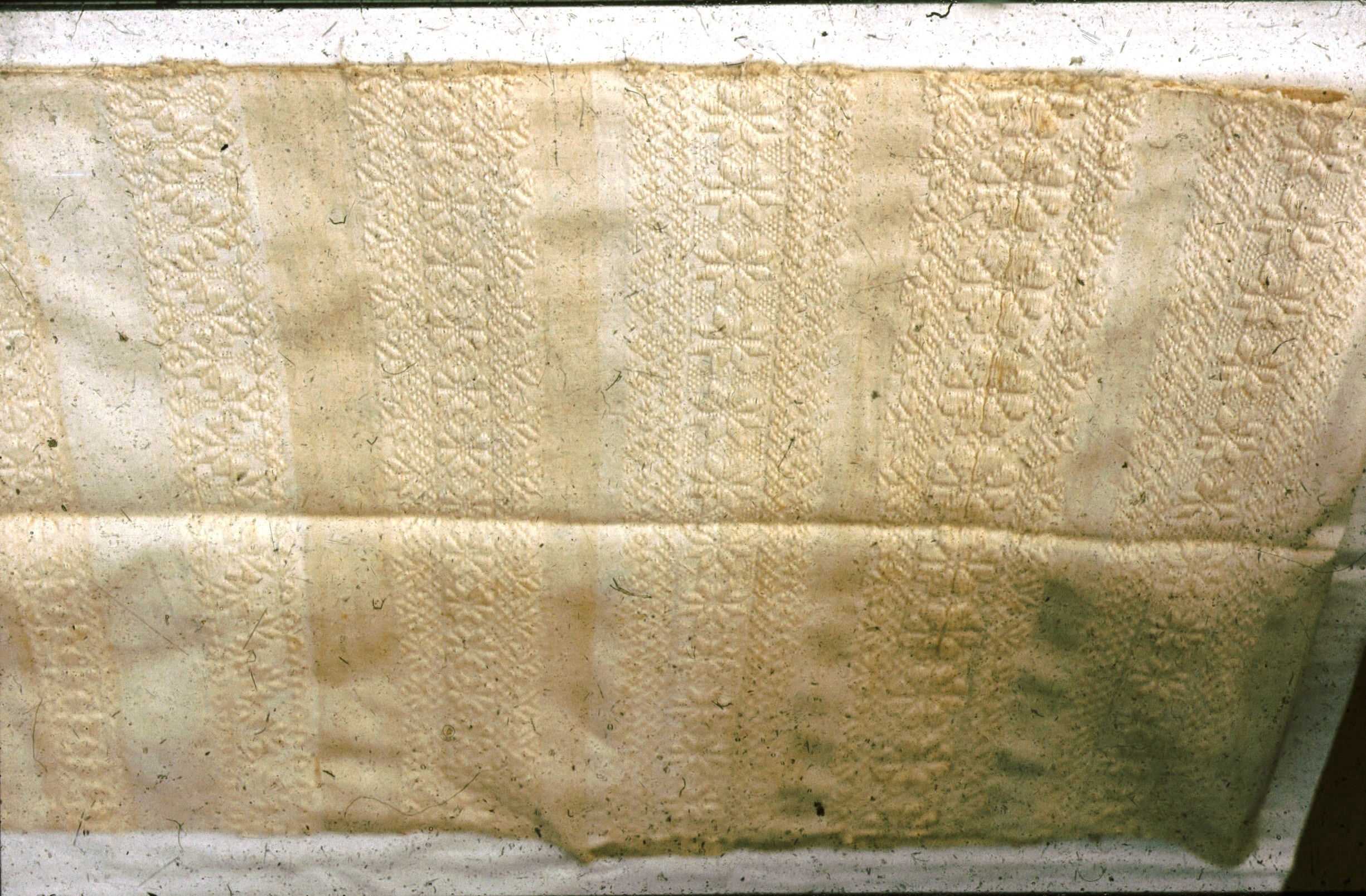 Halottas garnitúra - "üvegfogó" (Rippl-Rónai Múzeum CC BY-NC-ND)
