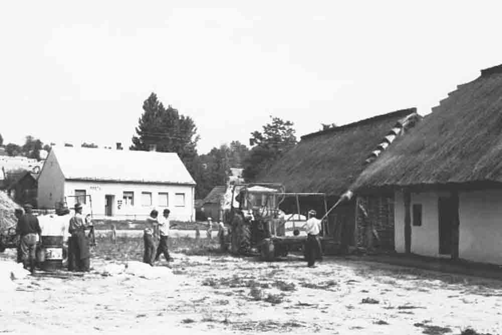 Rinyakovácsi ház újjáépítés után (Rippl-Rónai Múzeum CC BY-NC-ND)
