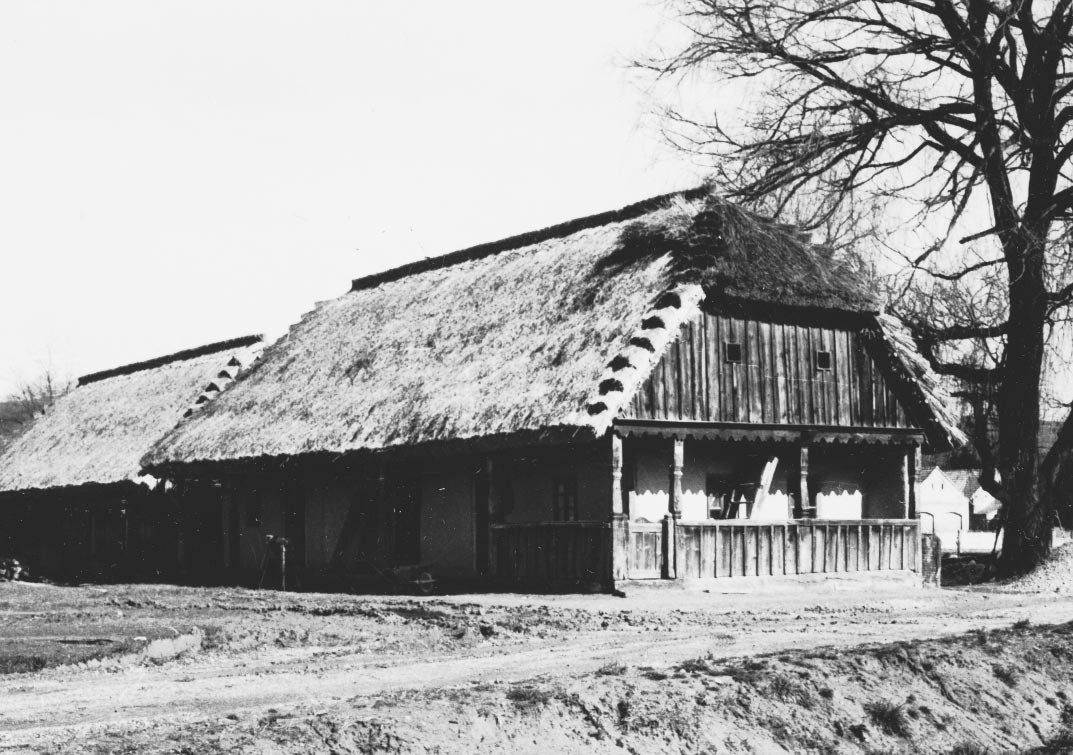 Rinyakovácsi lakóház, szennai pajta déli és keleti homlokzat (Rippl-Rónai Múzeum CC BY-NC-ND)
