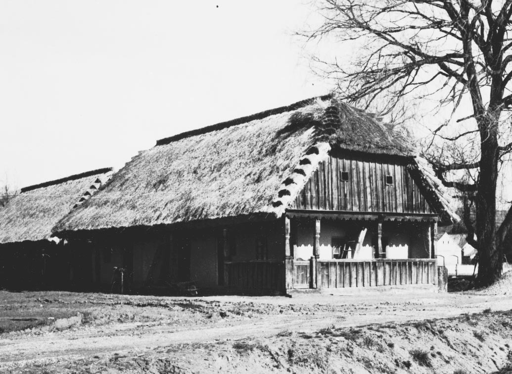 Rinyakovácsi lakóház, szennai pajta déli és nyugati homlokzat (Rippl-Rónai Múzeum CC BY-NC-ND)