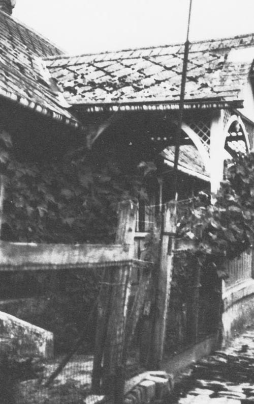 Szőlővel befutatott ház részlete (Rippl-Rónai Múzeum CC BY-NC-ND)