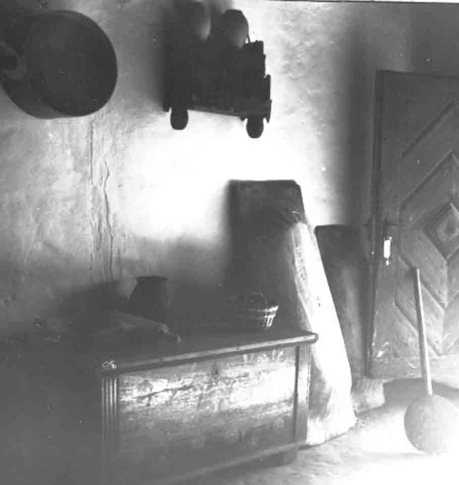 Rinyakovácsi ház kamrájának részlete (Rippl-Rónai Múzeum CC BY-NC-ND)