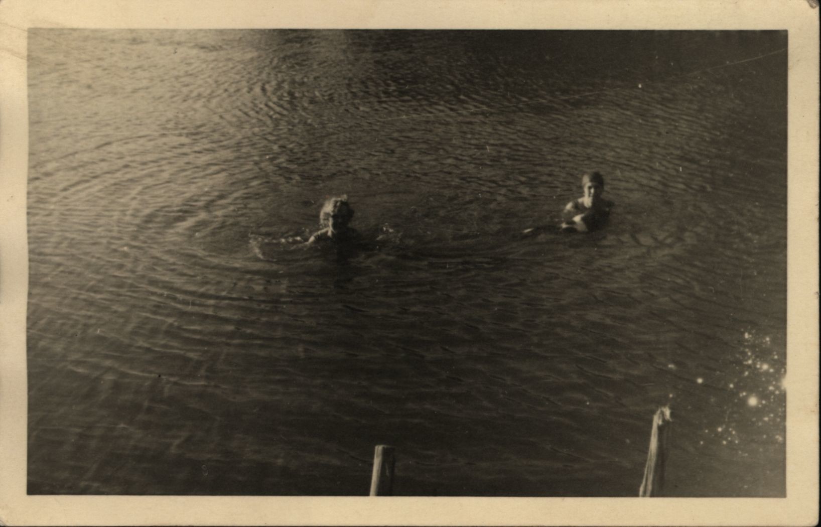 Goszthony Mária és Josipovich Ida fürdés közben (Rippl-Rónai Múzeum CC BY-NC-SA)
