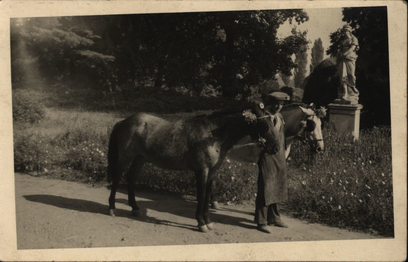 Ifj. Goszthony Mihály lovakkal (Rippl-Rónai Múzeum CC BY-NC-SA)