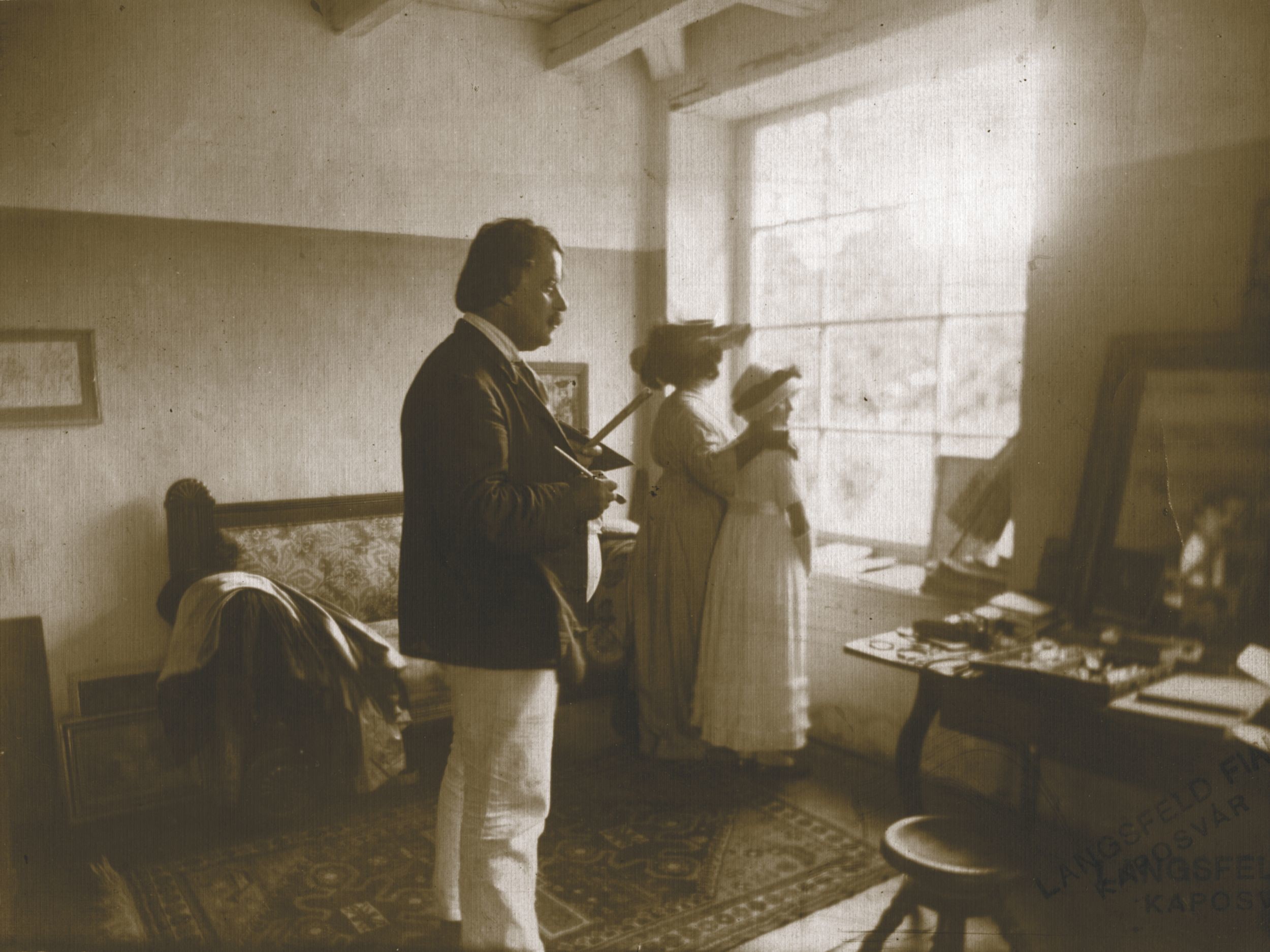 Lazarine Anellával és Rippl-rónai Józseffel a kaposvári műteremben 1912 (2552) (Rippl-Rónai Múzeum CC BY-NC-SA)