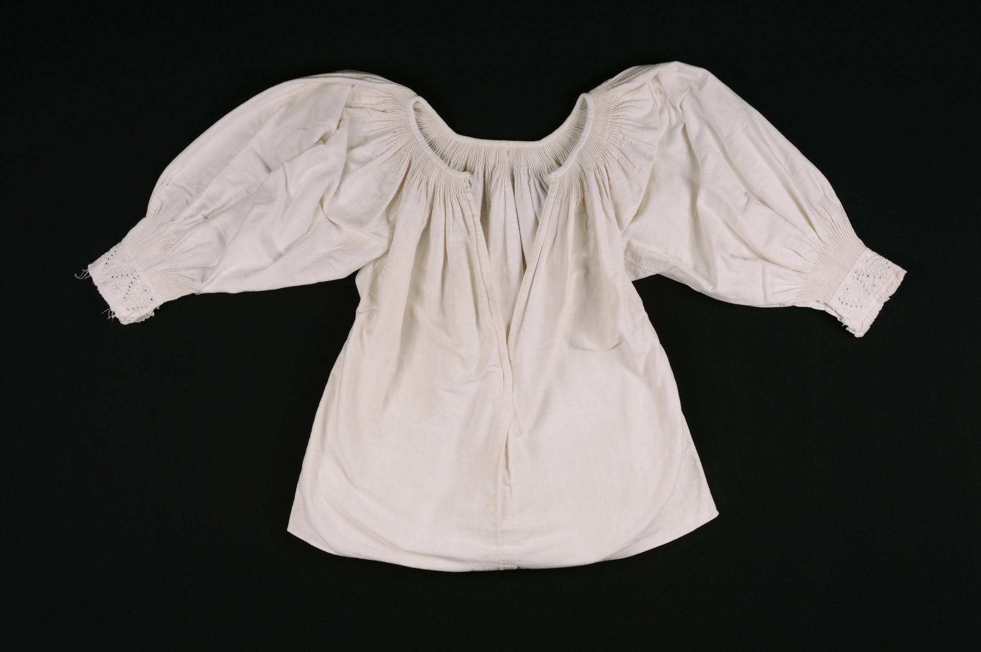 Női ing "bokoring" (Rippl-Rónai Múzeum CC BY-NC-SA)