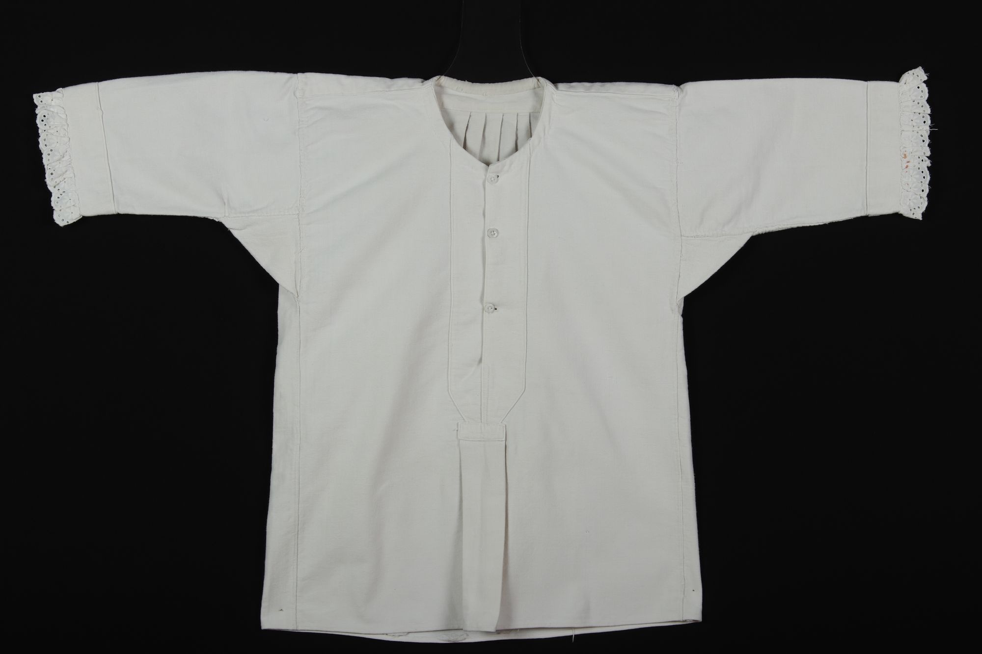 Női ing  (Rippl-Rónai Múzeum CC BY-NC-SA)