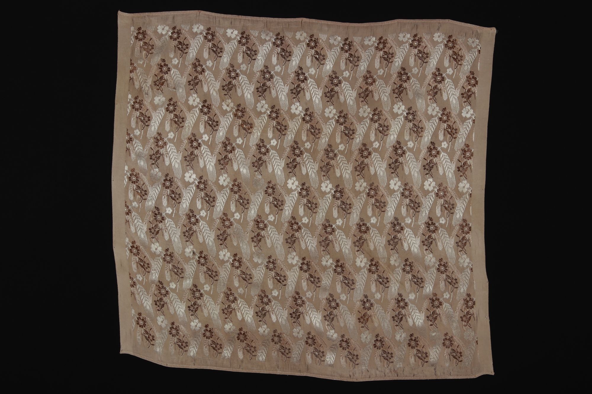 Selyemkendő "selemkendő" (Rippl-Rónai Múzeum CC BY-NC-SA)