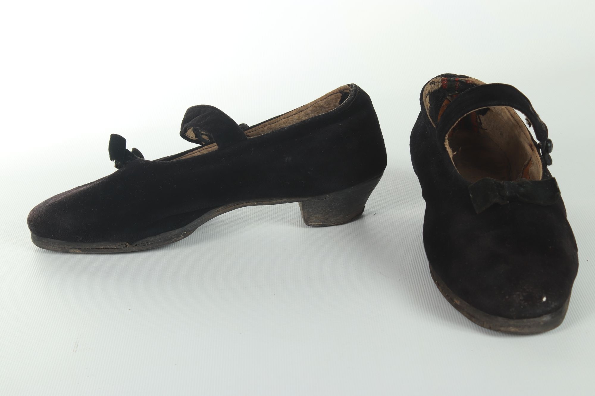 bársonycipő (Rippl-Rónai Múzeum CC BY-NC-SA)
