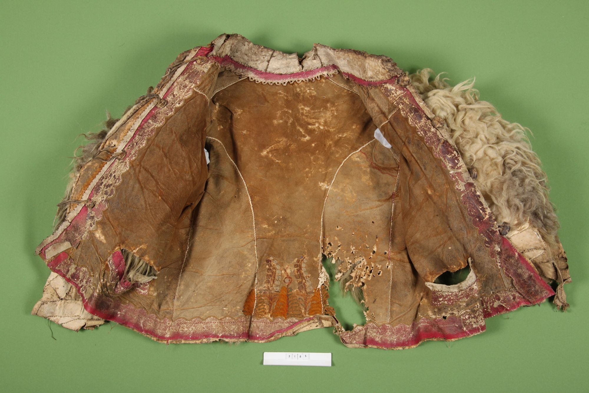 Férfi bunda (Rippl-Rónai Múzeum CC BY-NC-SA)