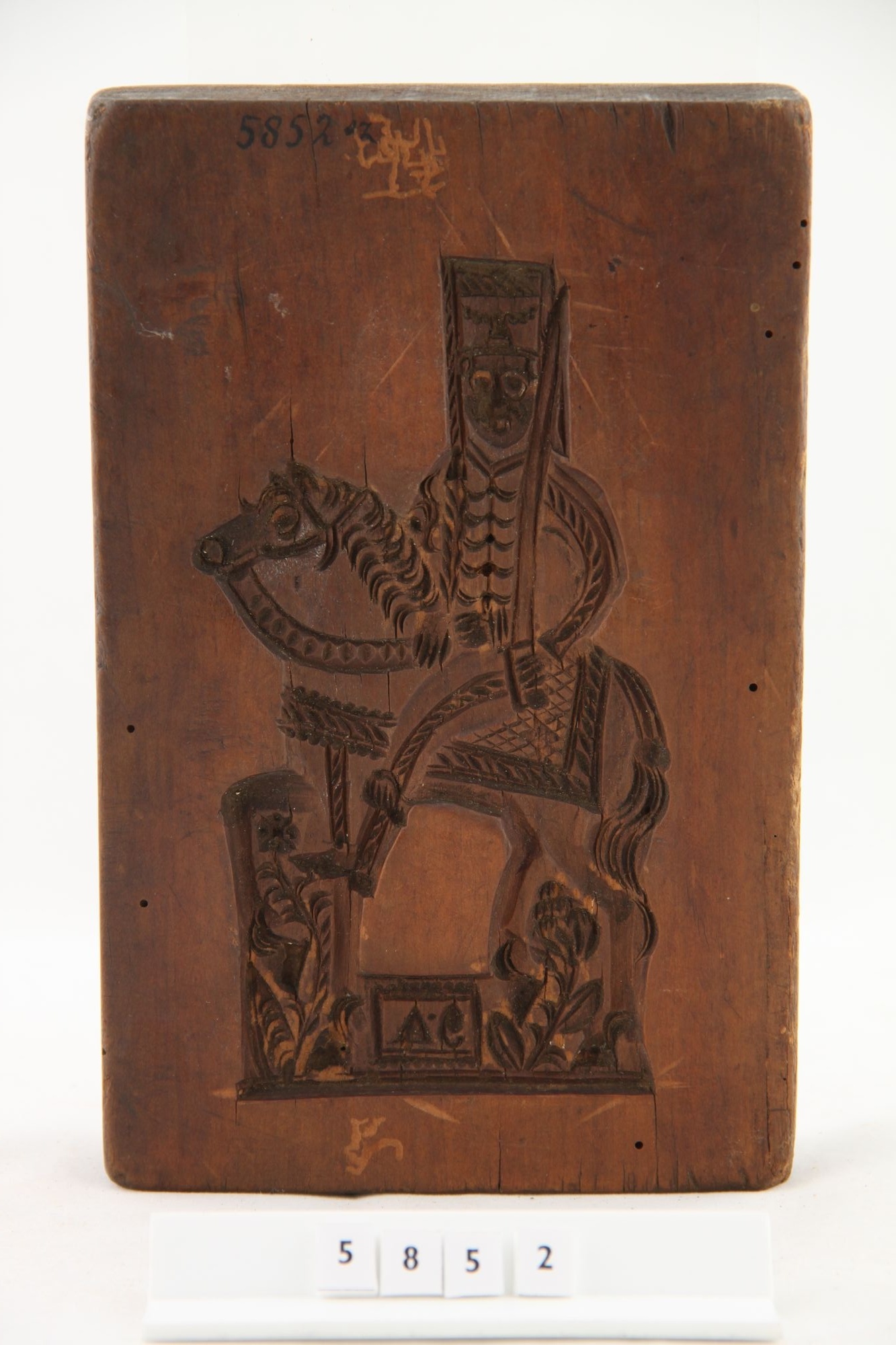 Bábsütő forma (lovaskatona és kakasalak) (Rippl-Rónai Múzeum CC BY-NC-SA)