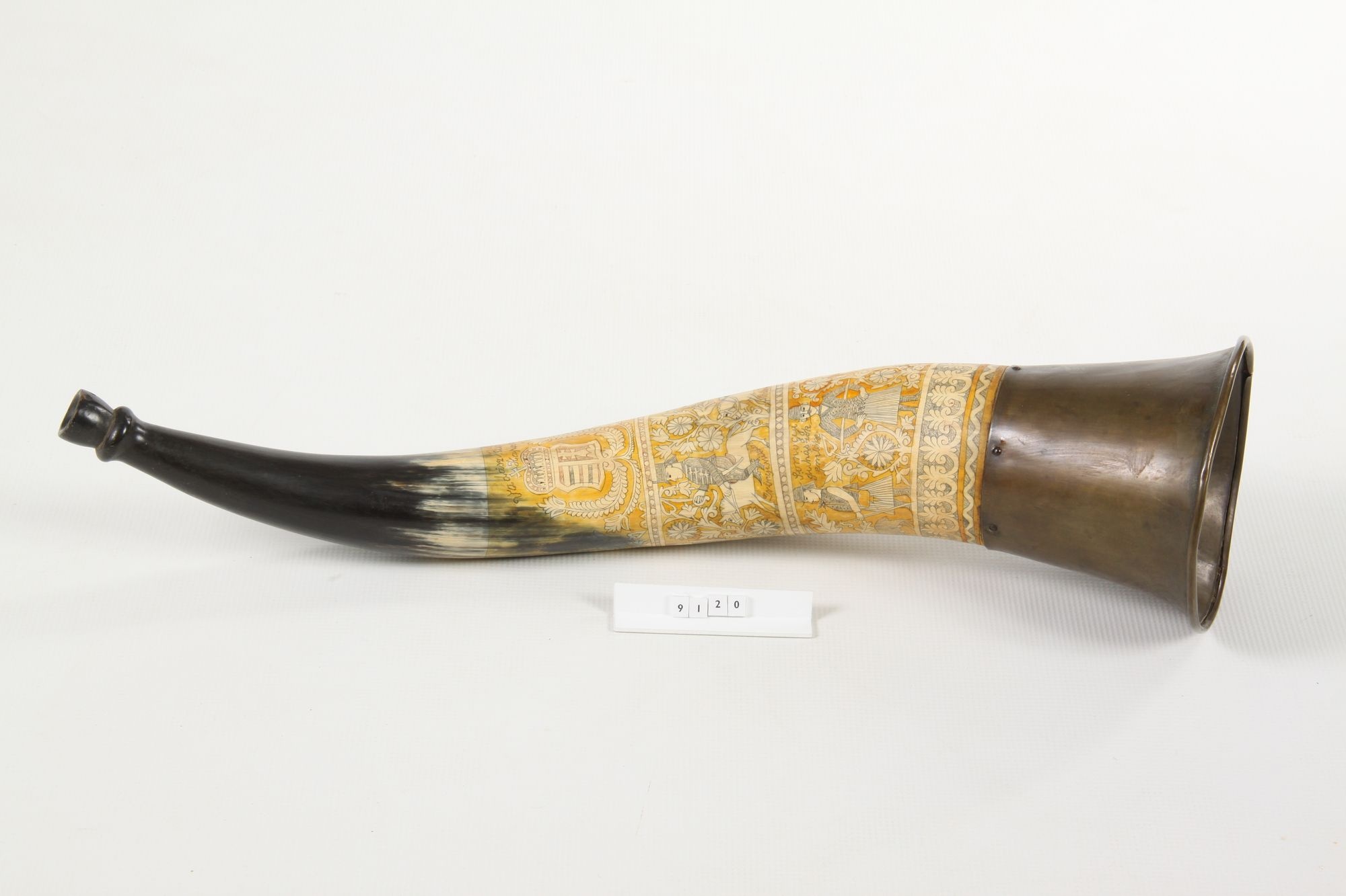 Vadászkürt, ökörszarvból (Rippl-Rónai Múzeum CC BY-NC-SA)