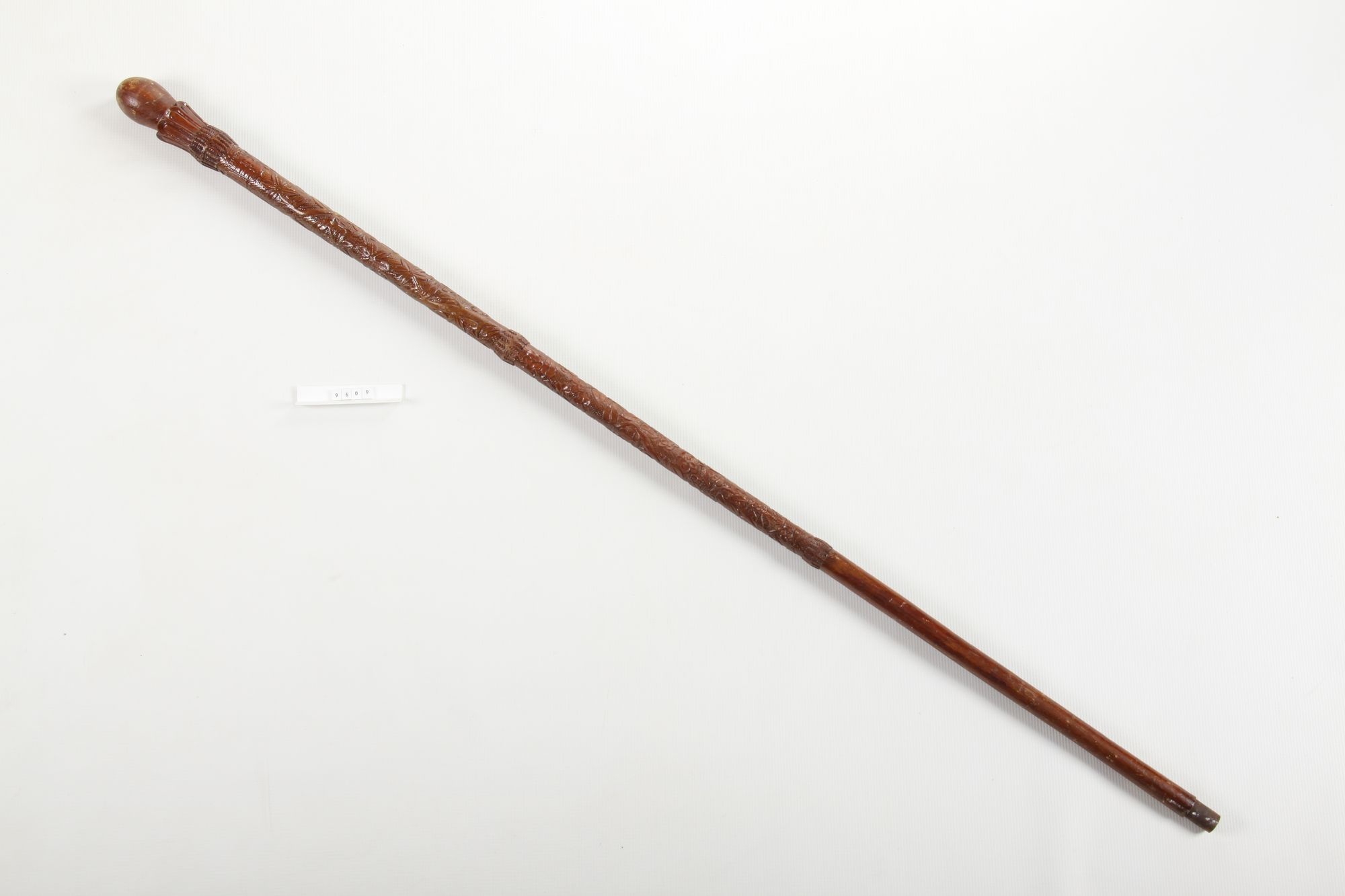 Sétabot, faragott (Rippl-Rónai Múzeum CC BY-NC-SA)