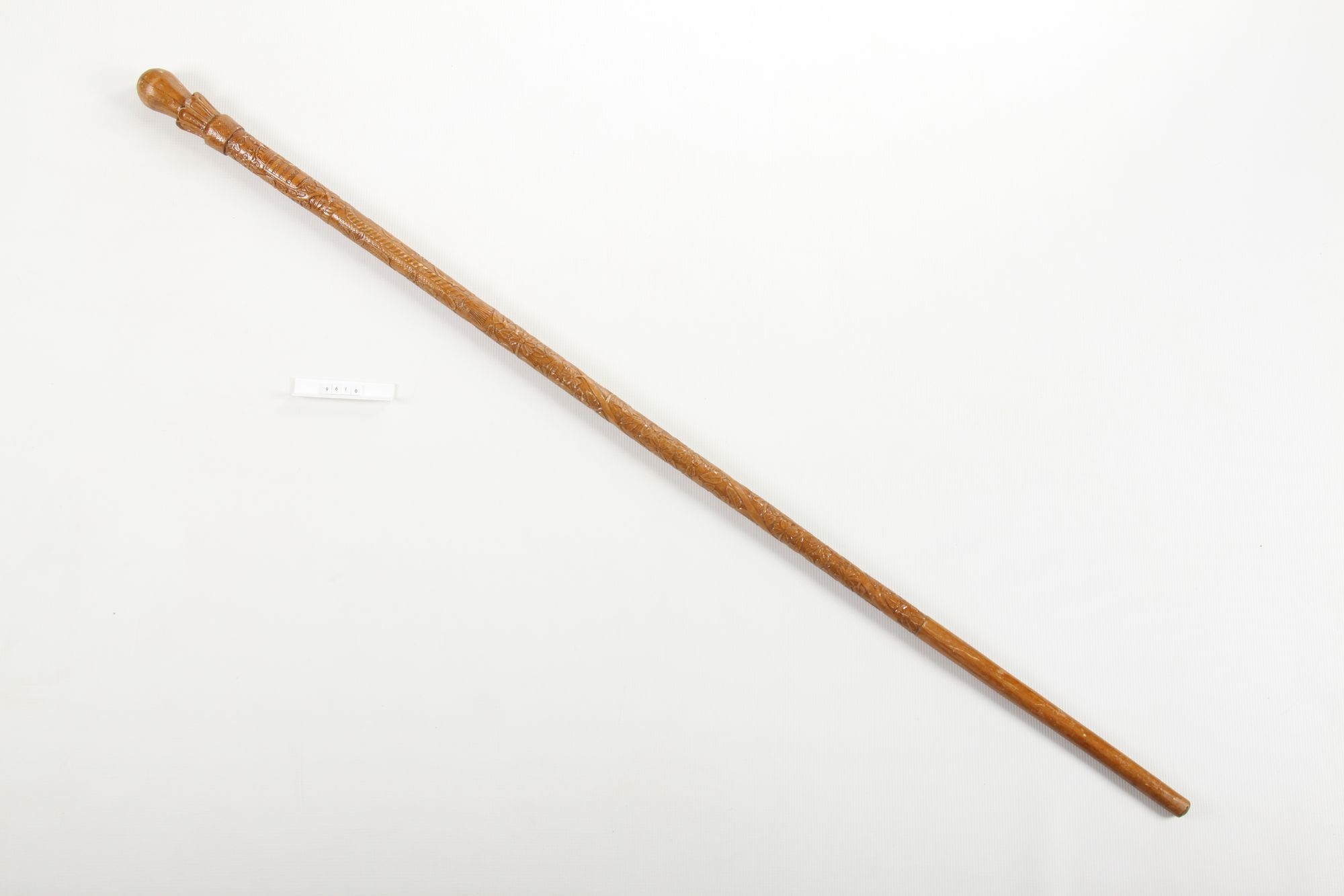 Sétabot, faragott (Rippl-Rónai Múzeum CC BY-NC-SA)