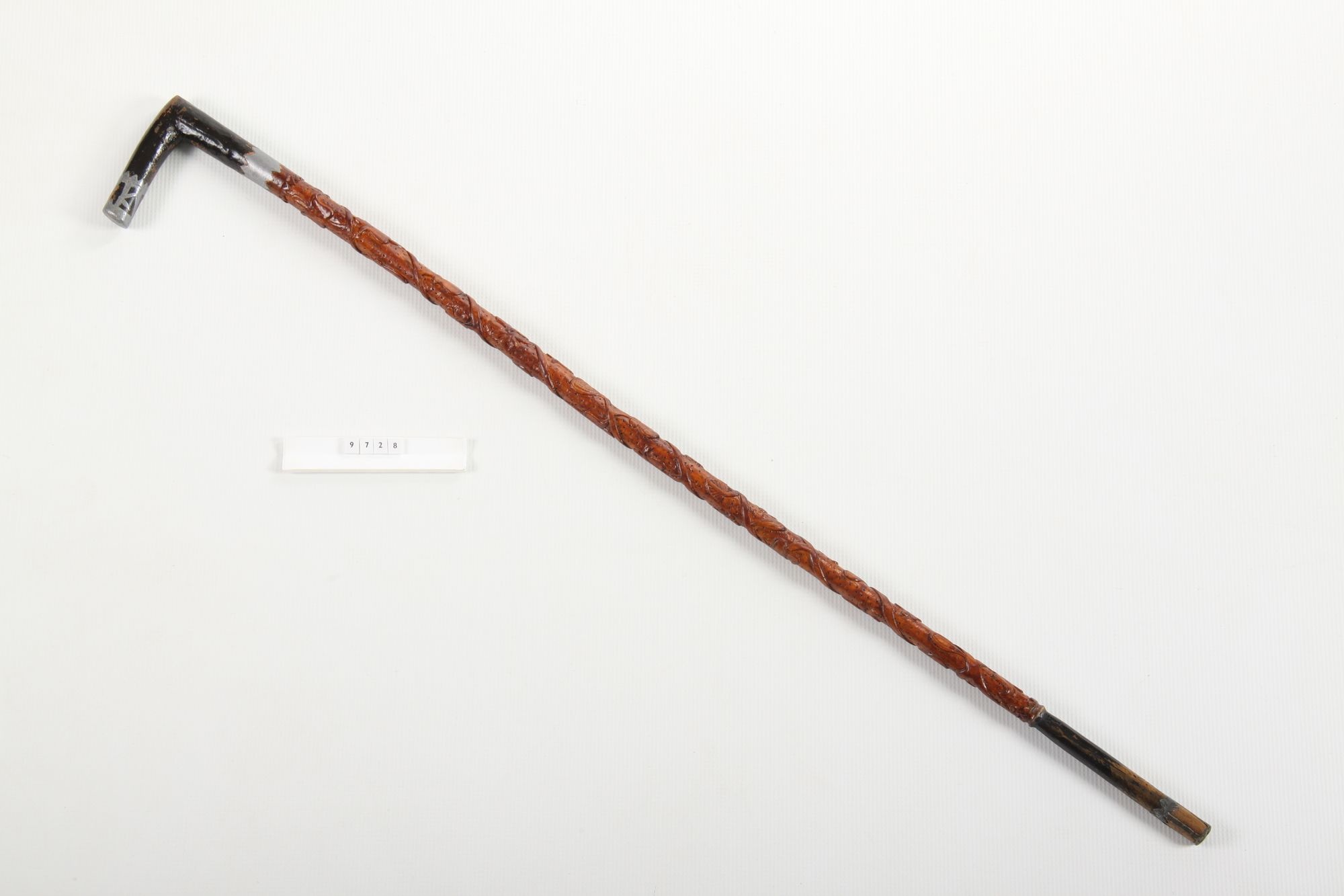 Faragott sétabot (Rippl-Rónai Múzeum CC BY-NC-SA)