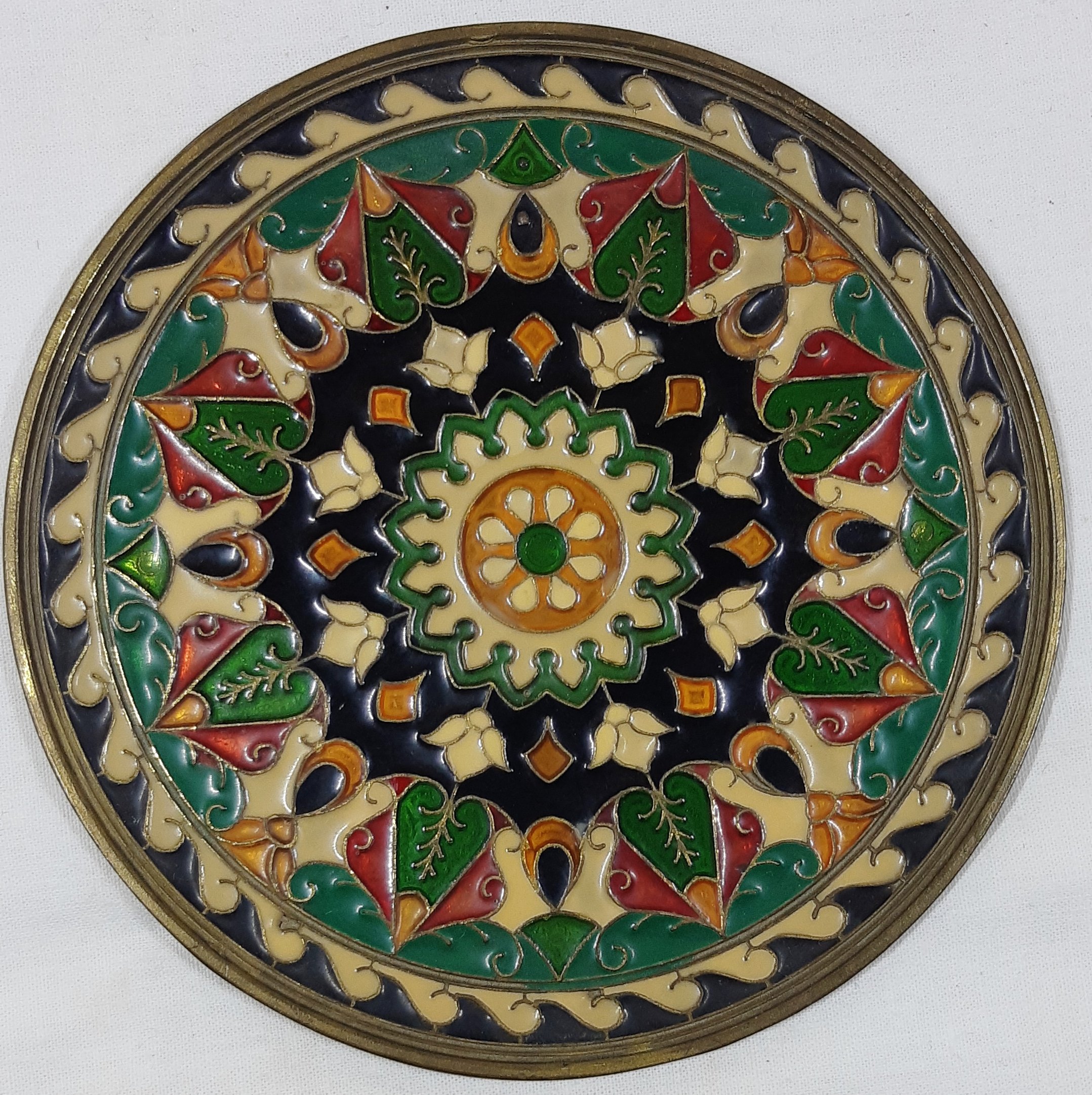 Kerek falíidísz (Paksi Városi Múzeum - Paksi Képtár CC BY-NC-SA)
