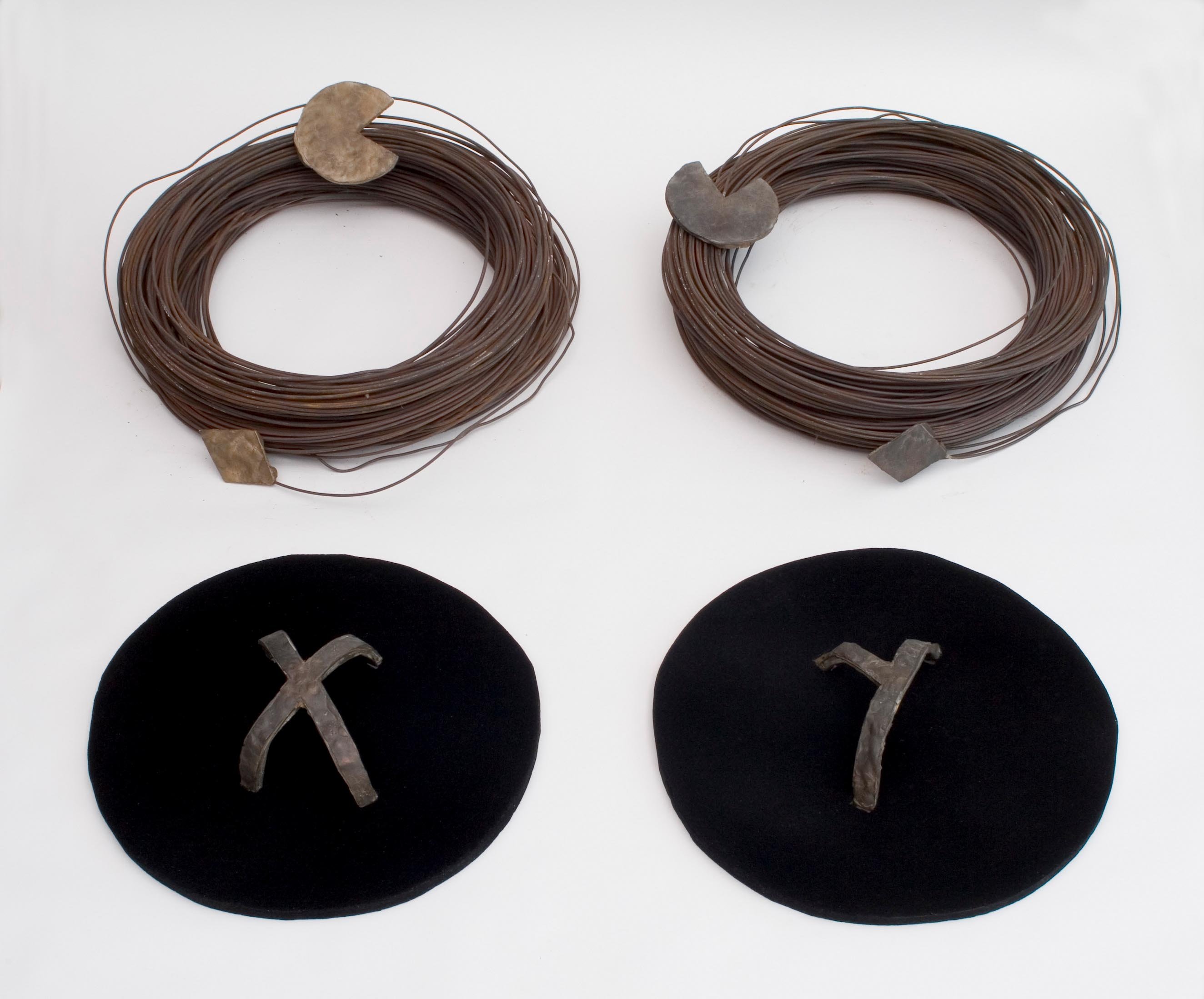 Sugár János: X és Y párhuzamosak (Paksi Városi Múzeum - Paksi Képtár CC BY-NC-SA)