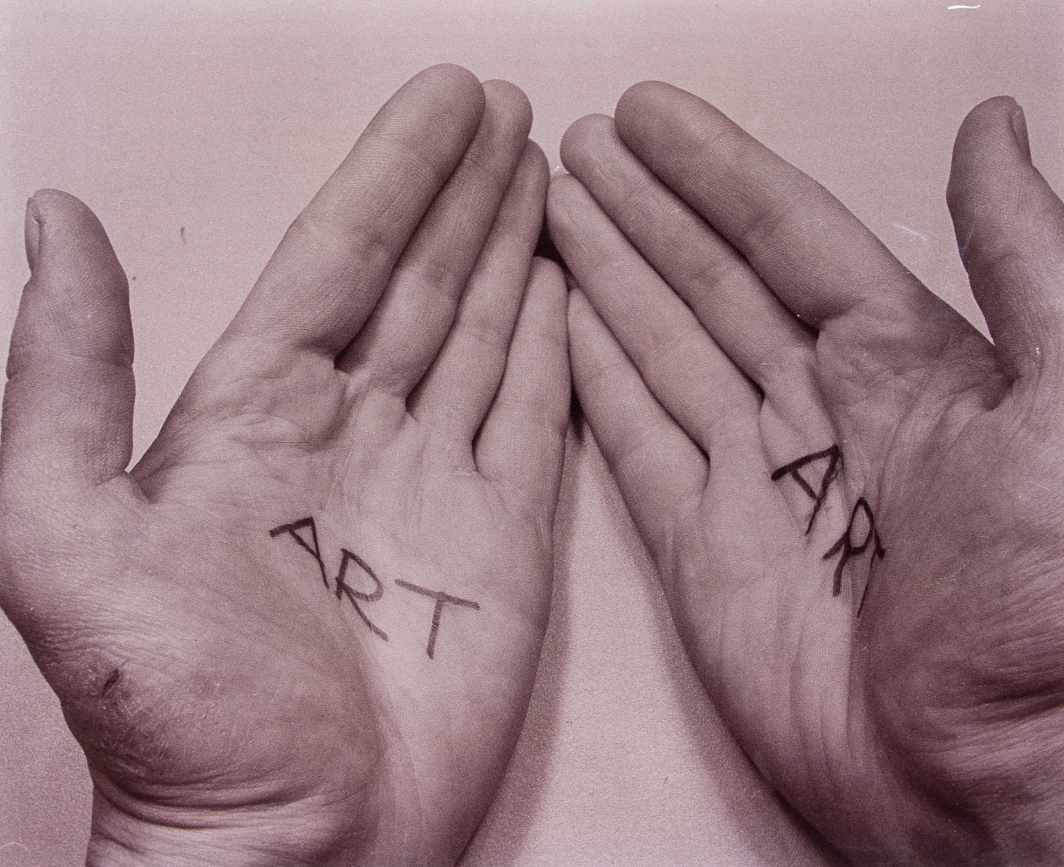 Szíjártó Kálmán: ART gesztusok I. (2) (Paksi Városi Múzeum - Paksi Képtár CC BY-NC-SA)