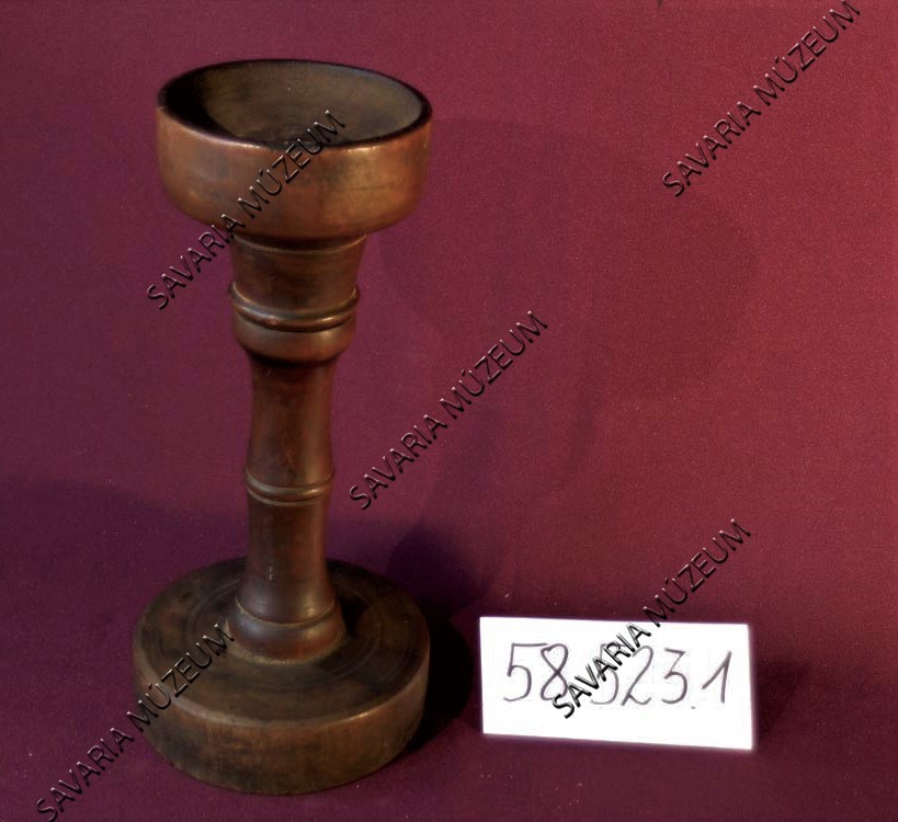 Gyertyatartó (Savaria Megyei Hatókörű Városi Múzeum, Szombathely CC BY-NC-SA)