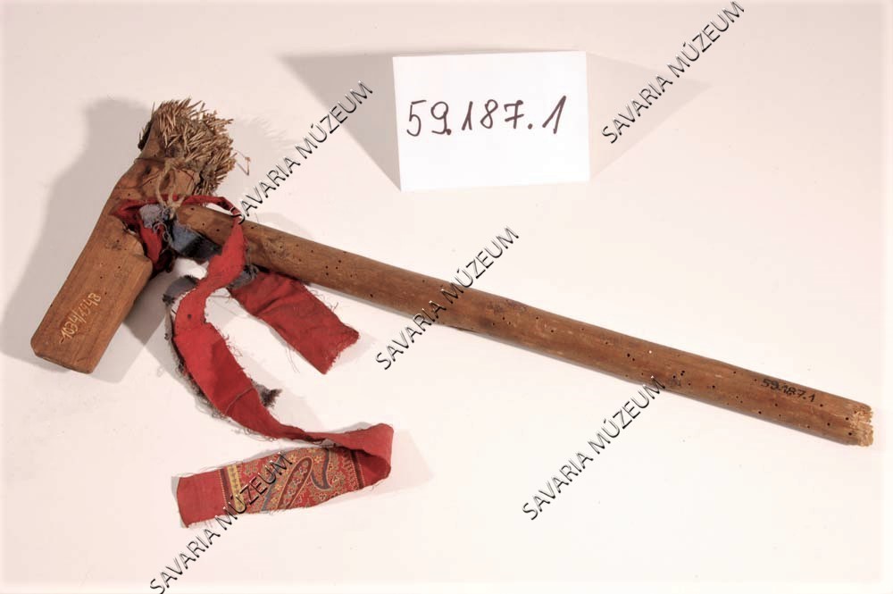 Vendéghívó bot (Savaria Megyei Hatókörű Városi Múzeum, Szombathely CC BY-NC-SA)