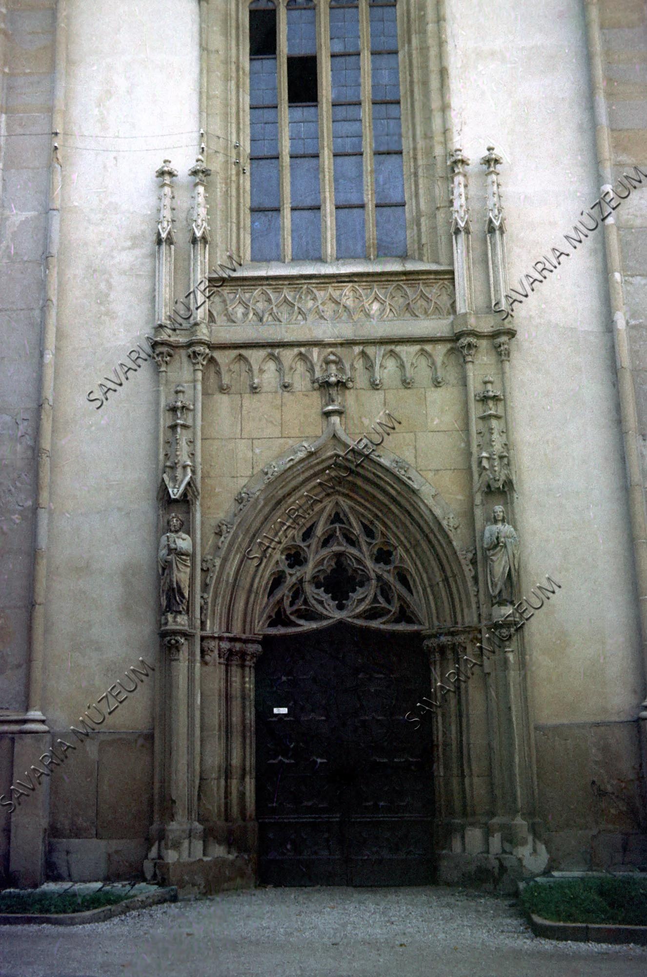 Gótikus kapuzat a Szent Jakab templomon (Savaria Megyei Hatókörű Városi Múzeum, Szombathely CC BY-NC-SA)