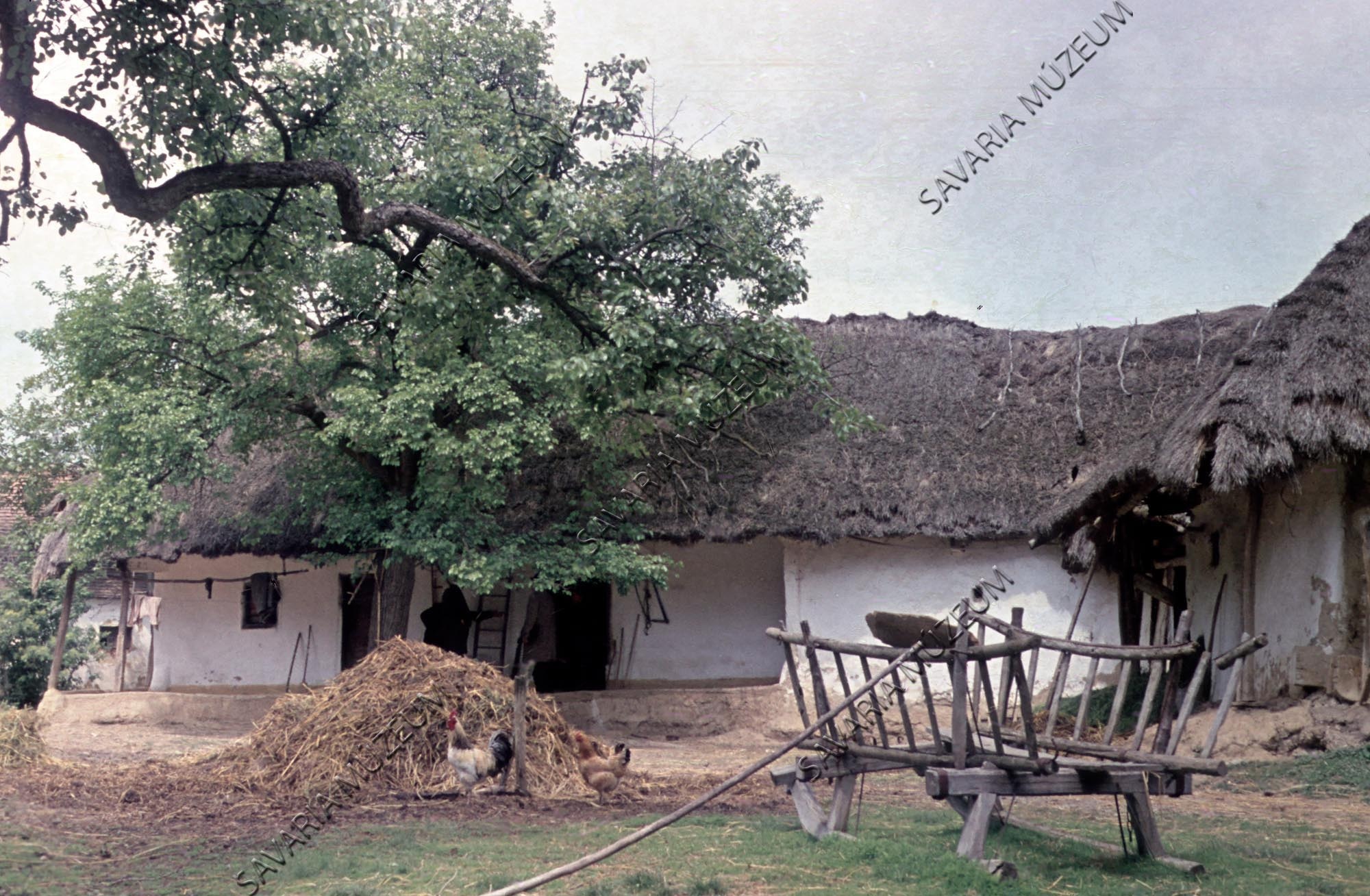 Régi falusi ház (Savaria Megyei Hatókörű Városi Múzeum, Szombathely CC BY-NC-SA)
