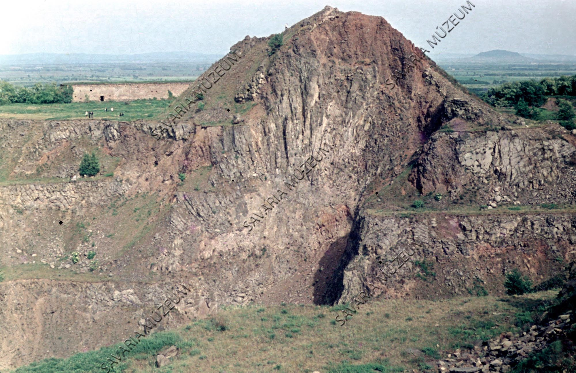 Központi kráter képe (Savaria Megyei Hatókörű Városi Múzeum, Szombathely CC BY-NC-SA)