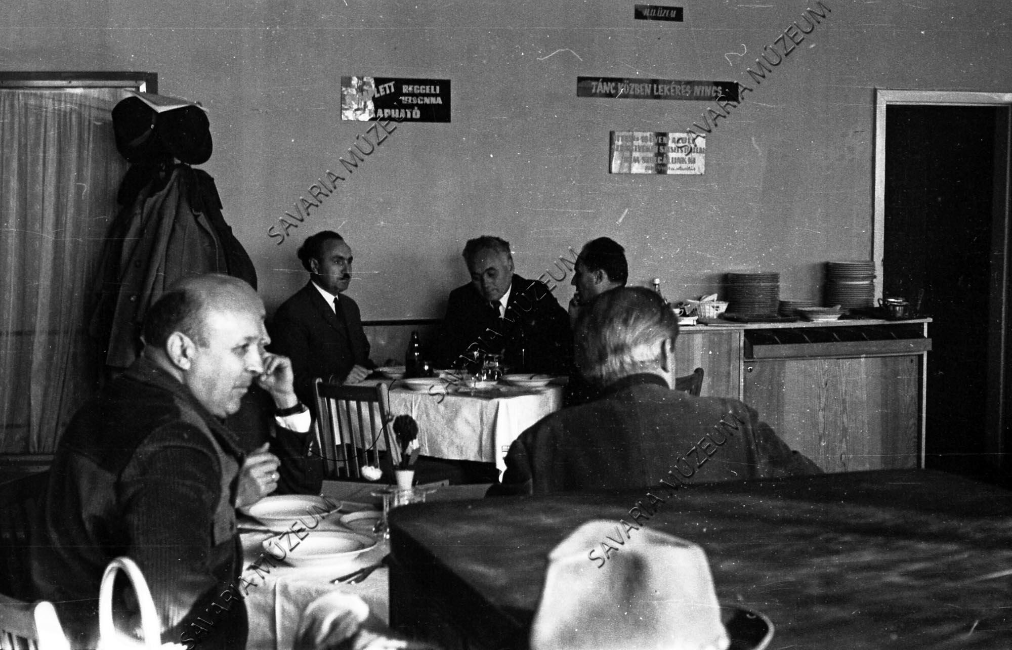 ERTI ülés utáni ebéd (Savaria Megyei Hatókörű Városi Múzeum, Szombathely CC BY-NC-SA)