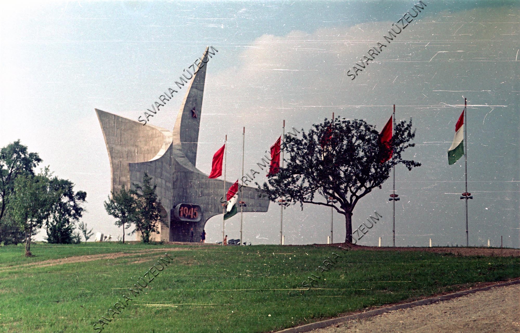 Felszabadulási emlékmű (Savaria Megyei Hatókörű Városi Múzeum, Szombathely CC BY-NC-SA)