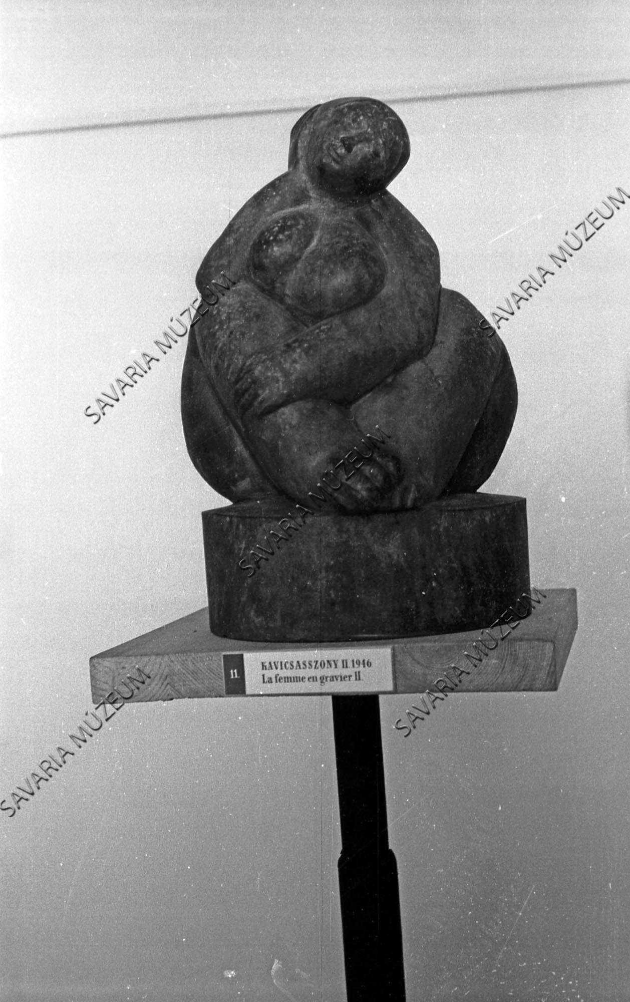 Amerigo Tot: Kavicsasszony (Savaria Megyei Hatókörű Városi Múzeum, Szombathely CC BY-NC-SA)