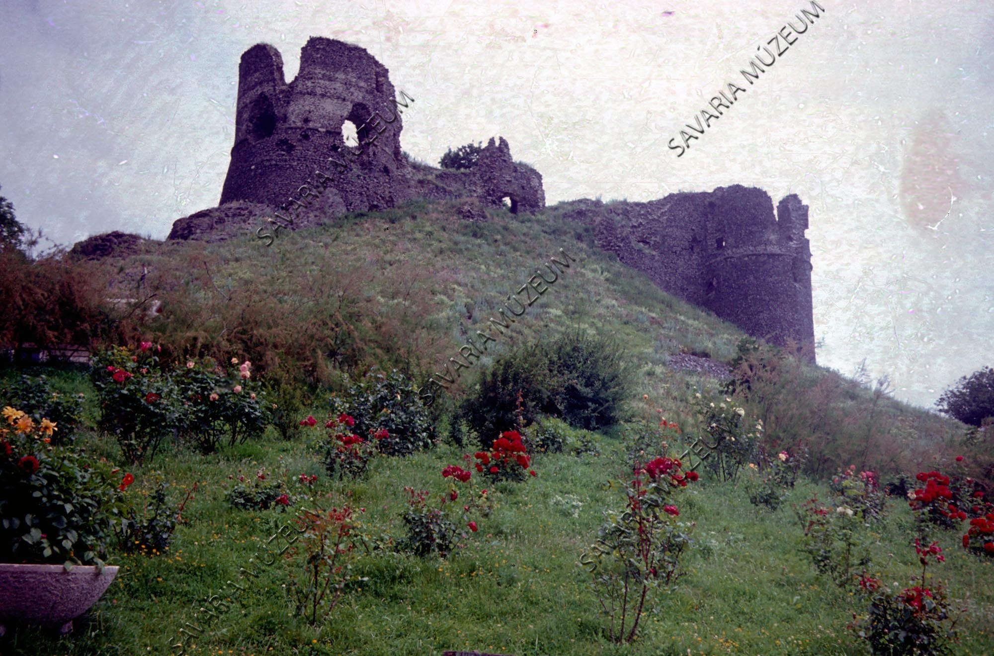 Somoskő vára (Savaria Megyei Hatókörű Városi Múzeum, Szombathely CC BY-NC-SA)