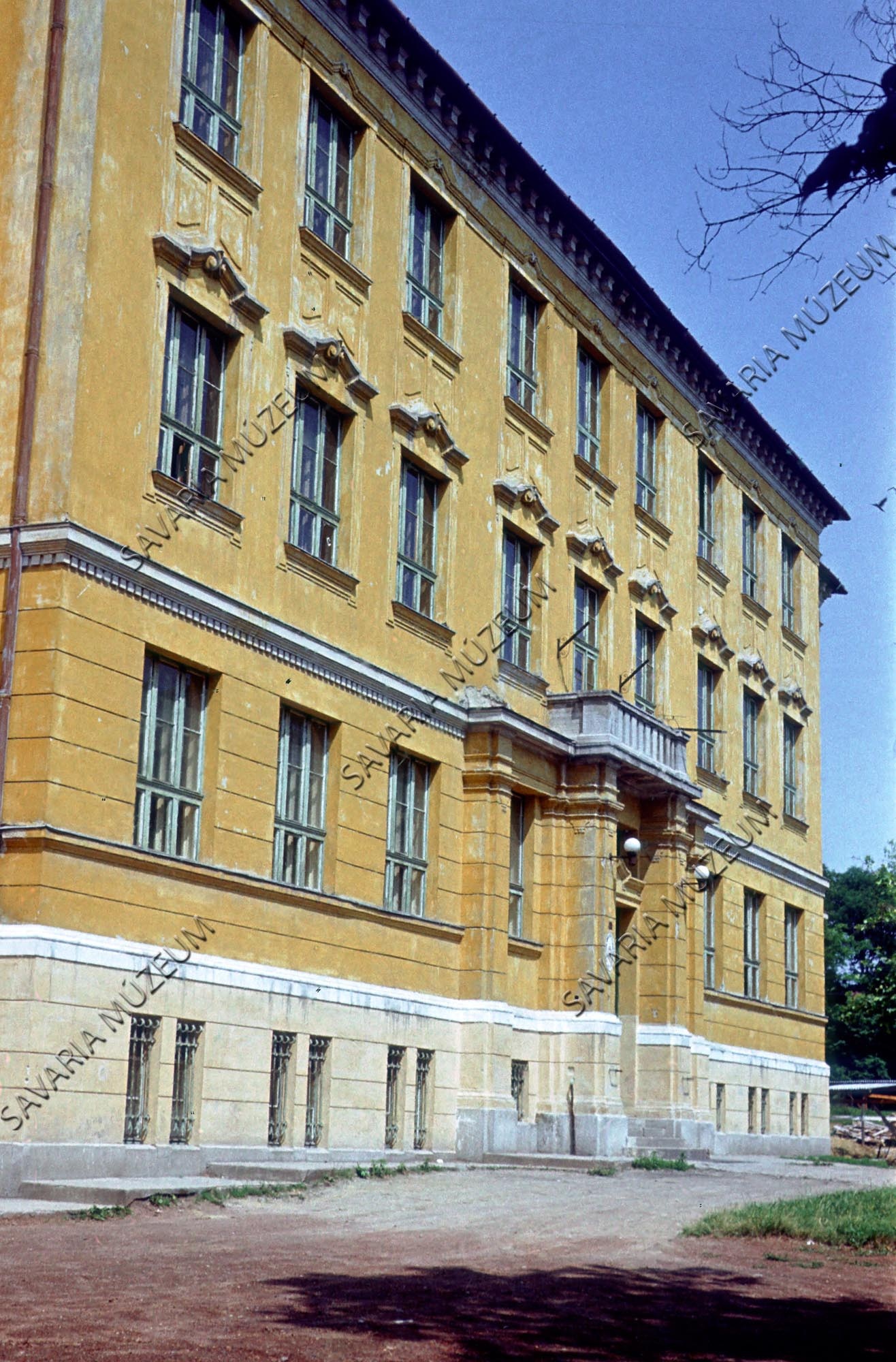 Gimnázium épülete (Savaria Megyei Hatókörű Városi Múzeum, Szombathely CC BY-NC-SA)
