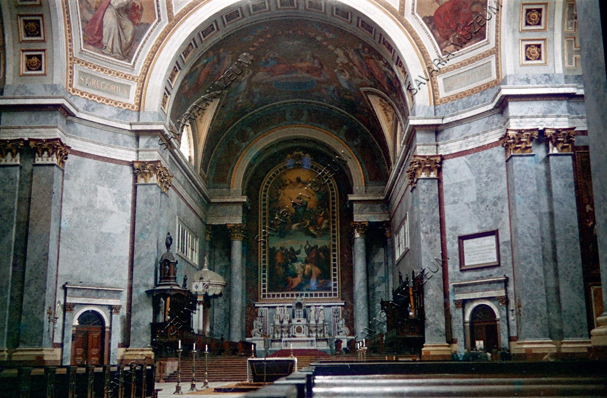 Bazilika belső (Savaria Megyei Hatókörű Városi Múzeum, Szombathely CC BY-NC-SA)