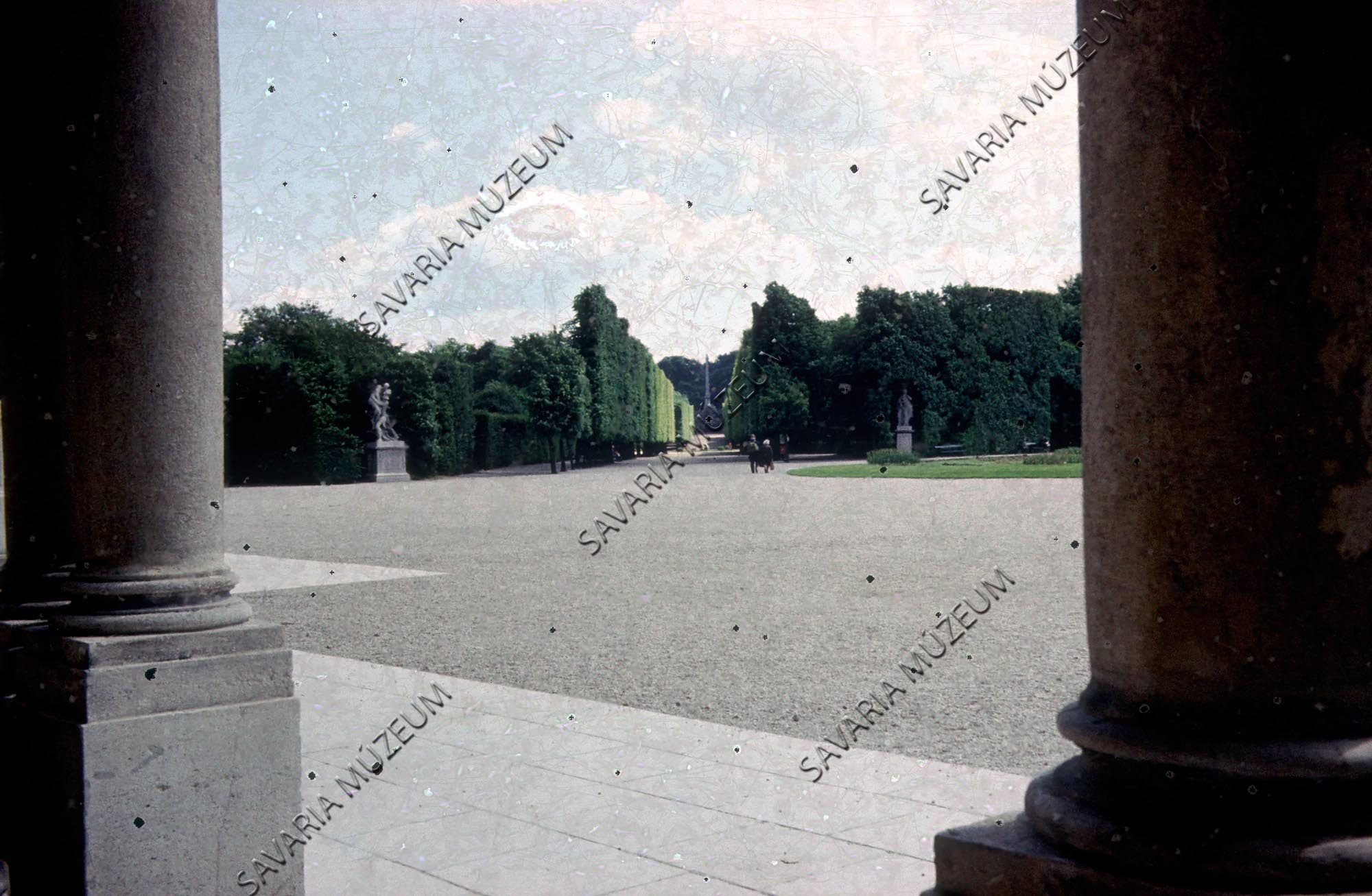 Schönbrunn-i park részlet (Savaria Megyei Hatókörű Városi Múzeum, Szombathely CC BY-NC-SA)