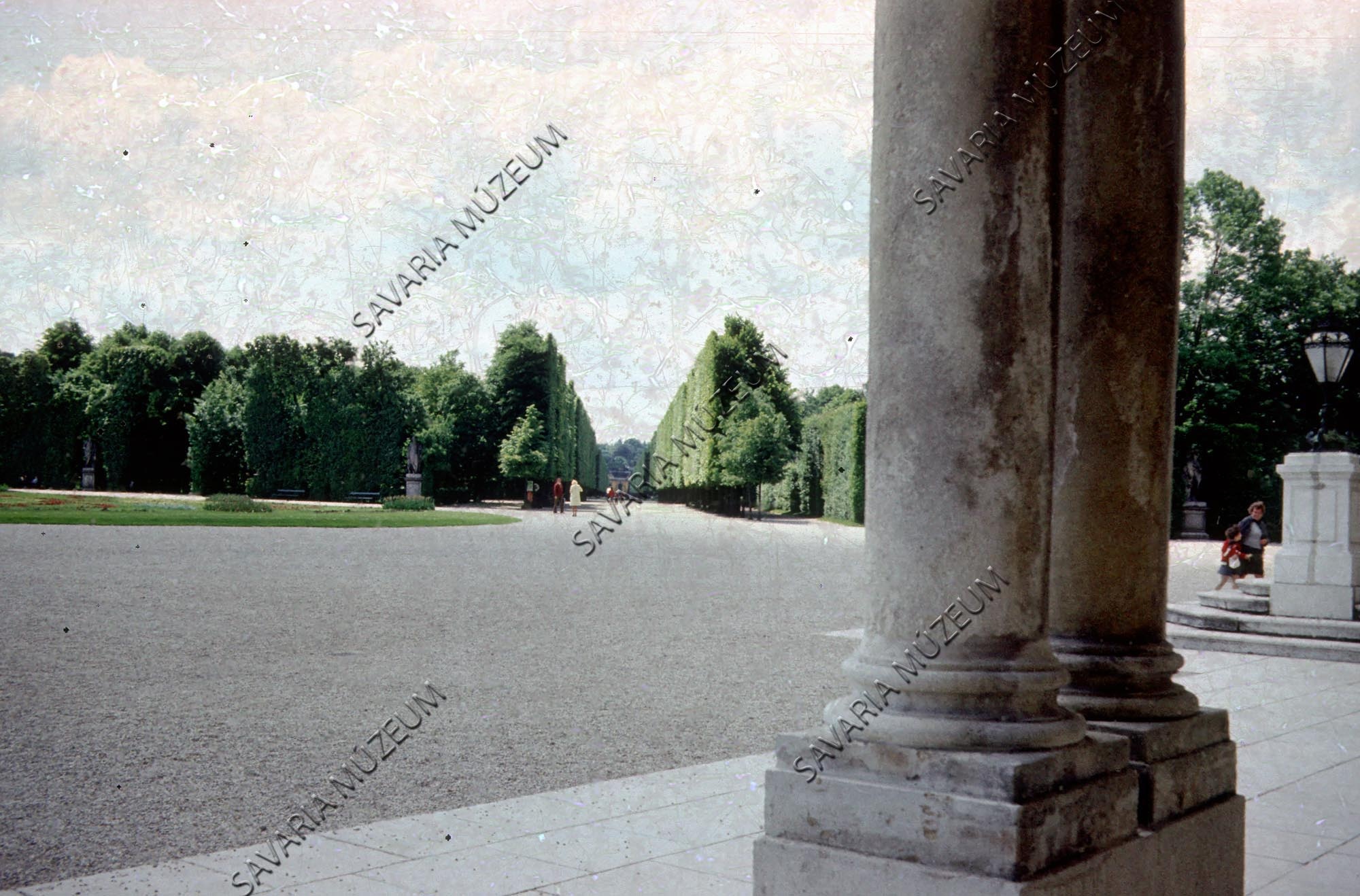 Schönbrunn-i park részlet (Savaria Megyei Hatókörű Városi Múzeum, Szombathely CC BY-NC-SA)