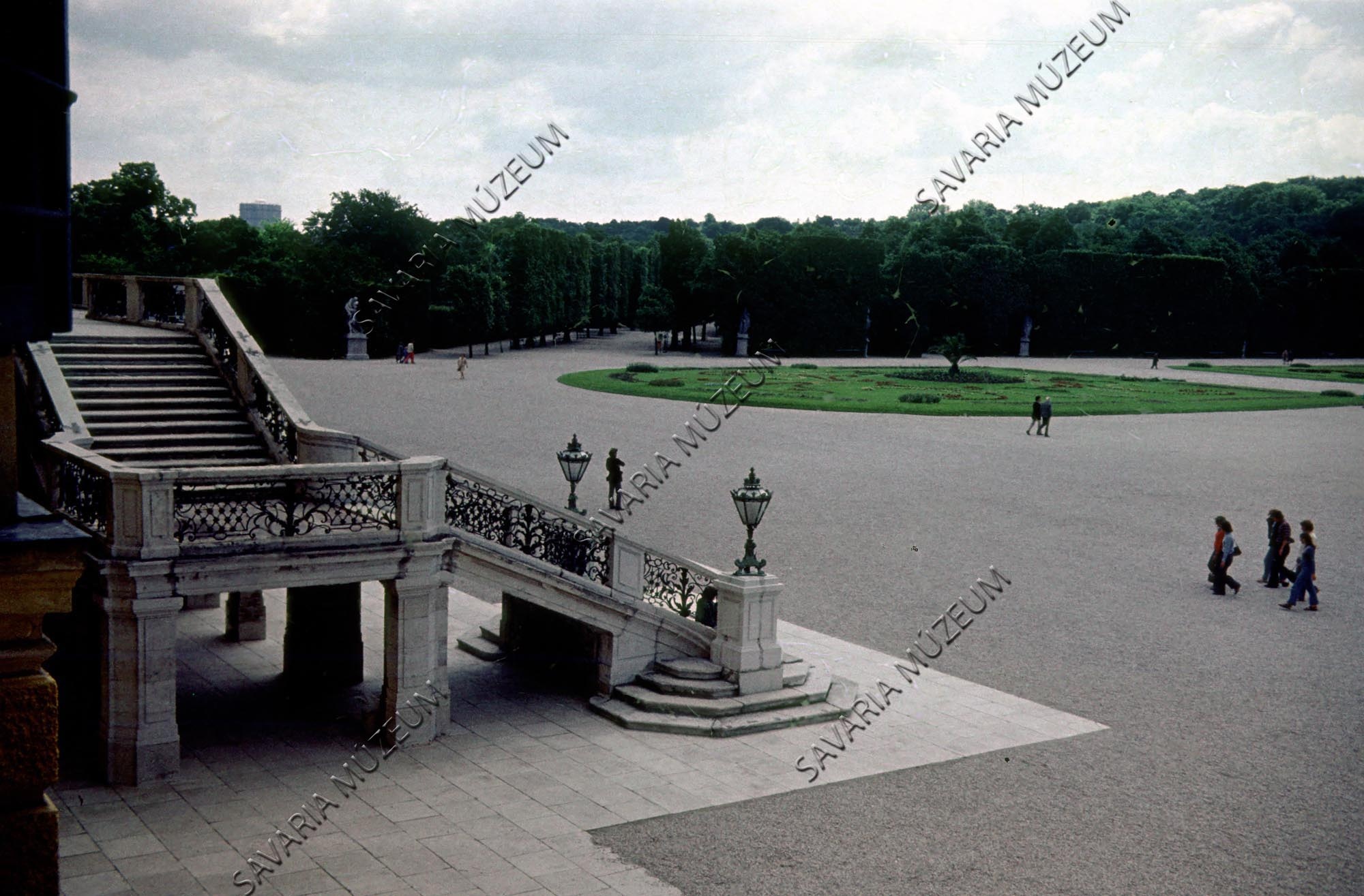 Schönbrunn park részlet (Savaria Megyei Hatókörű Városi Múzeum, Szombathely CC BY-NC-SA)